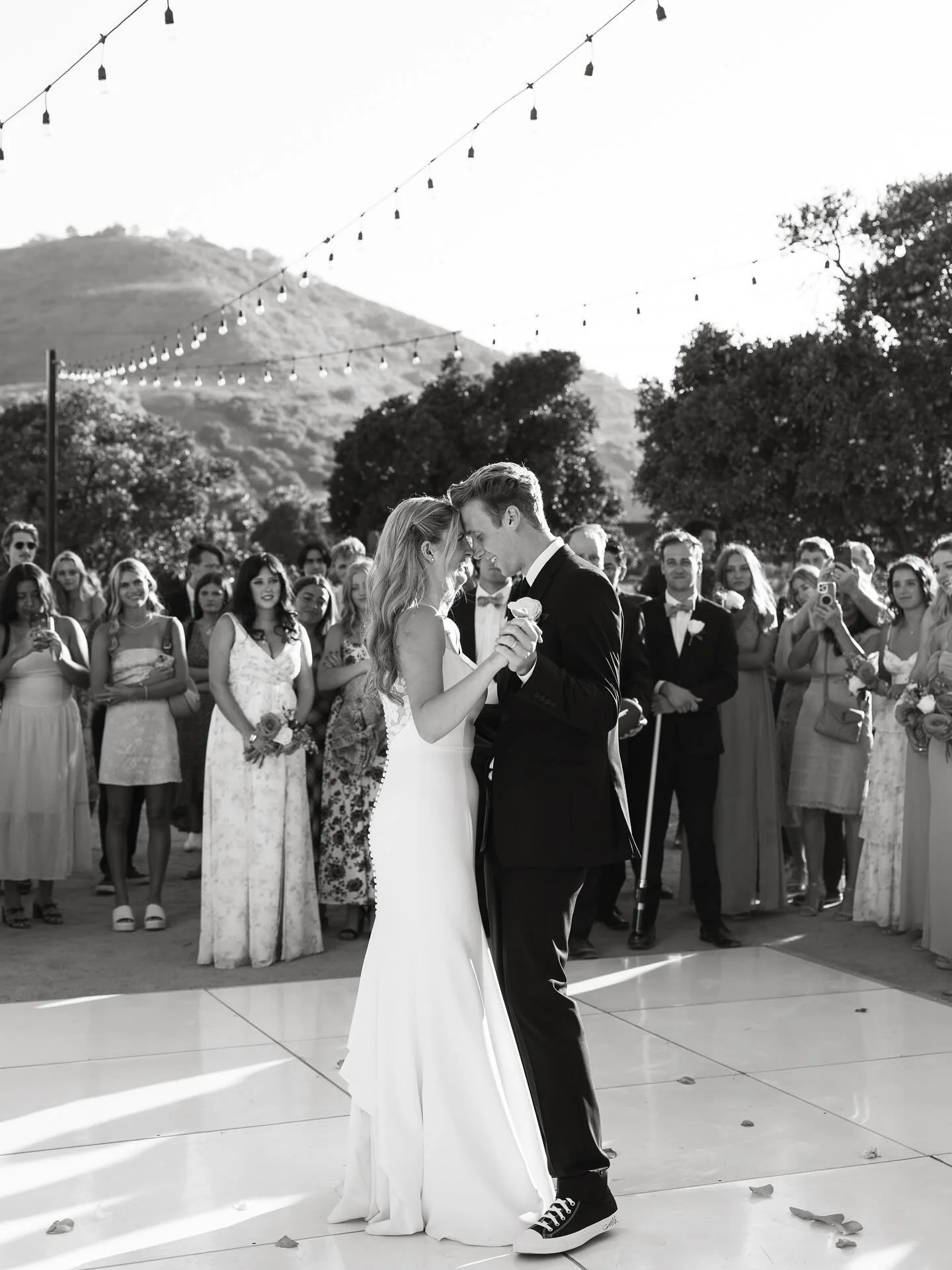 This wedding was a beautiful testament of how the Lord gives good gifts. ✨ Congratulations to Mr. and Mrs. Swartz on tying the knot last month! 🤍 (07.12.2025) 
&bull;
Photographer: @laurenkovacikphotography 
Venue: @theswannerhouse_1923 
Coordinator