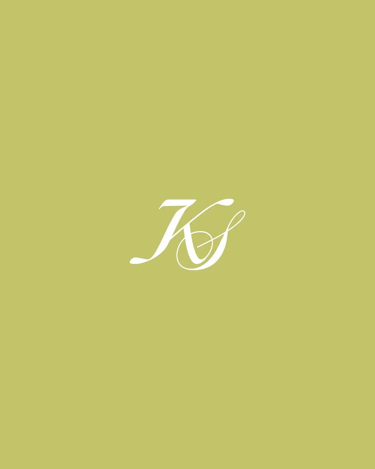 Part 1: of &ldquo;the power of well designed type is uncanny&rdquo; 
-
Sometimes&hellip;something beautiful only takes few letterforms, it&rsquo;s truly somthin&rsquo;