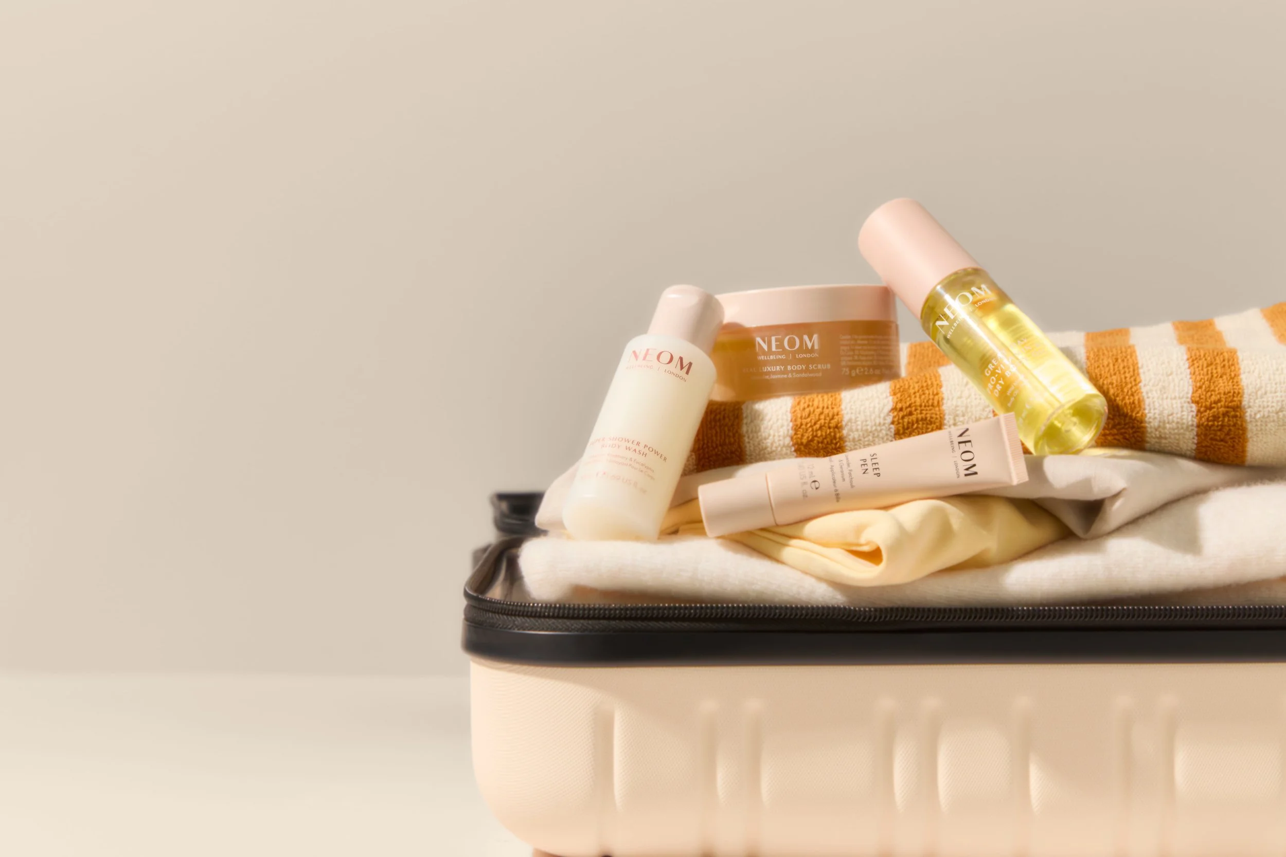 NEOM-Wellbeing-Summer-Scenting-Campaign-Jen-Spence-Production-04.jpg