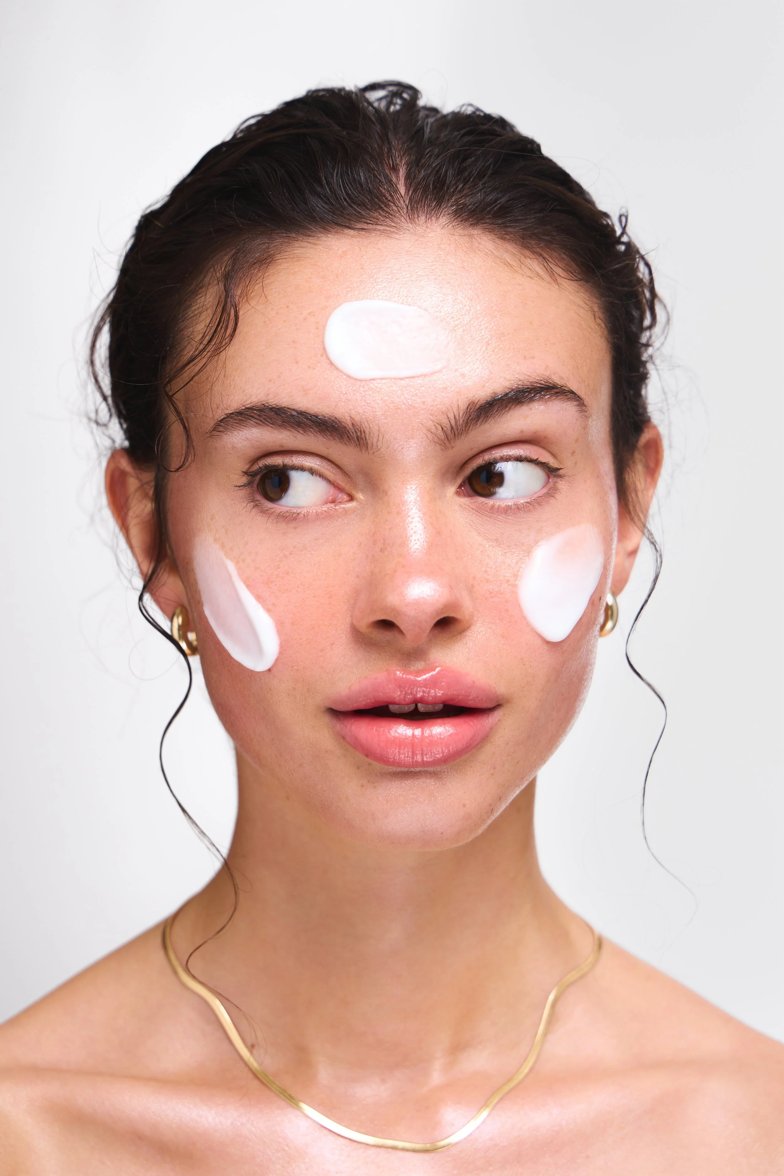 ICONIC MATCHA CLEANSING BALM PDP MODEL 5.jpg