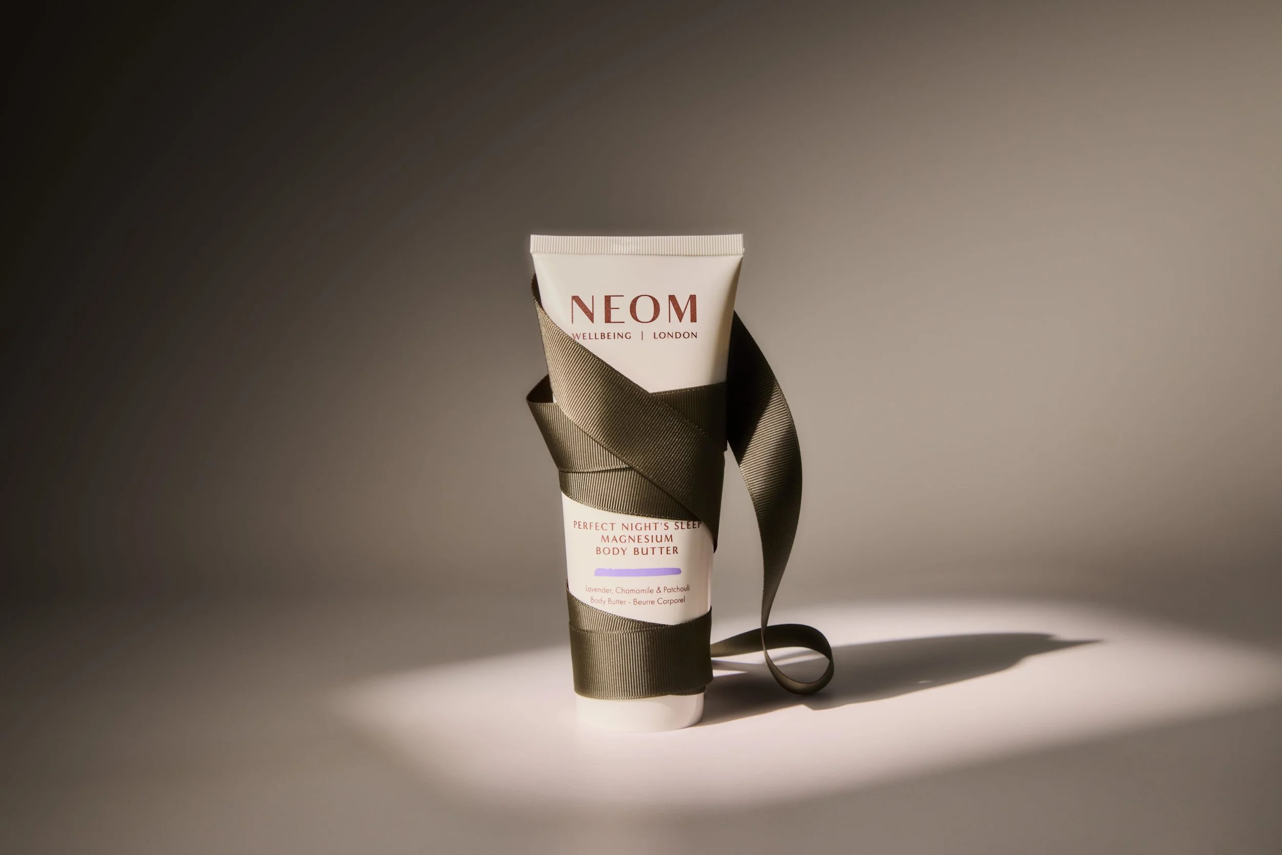 neom-wellbeing-christmas-2026-campaign-jen-spence-production-15.jpg