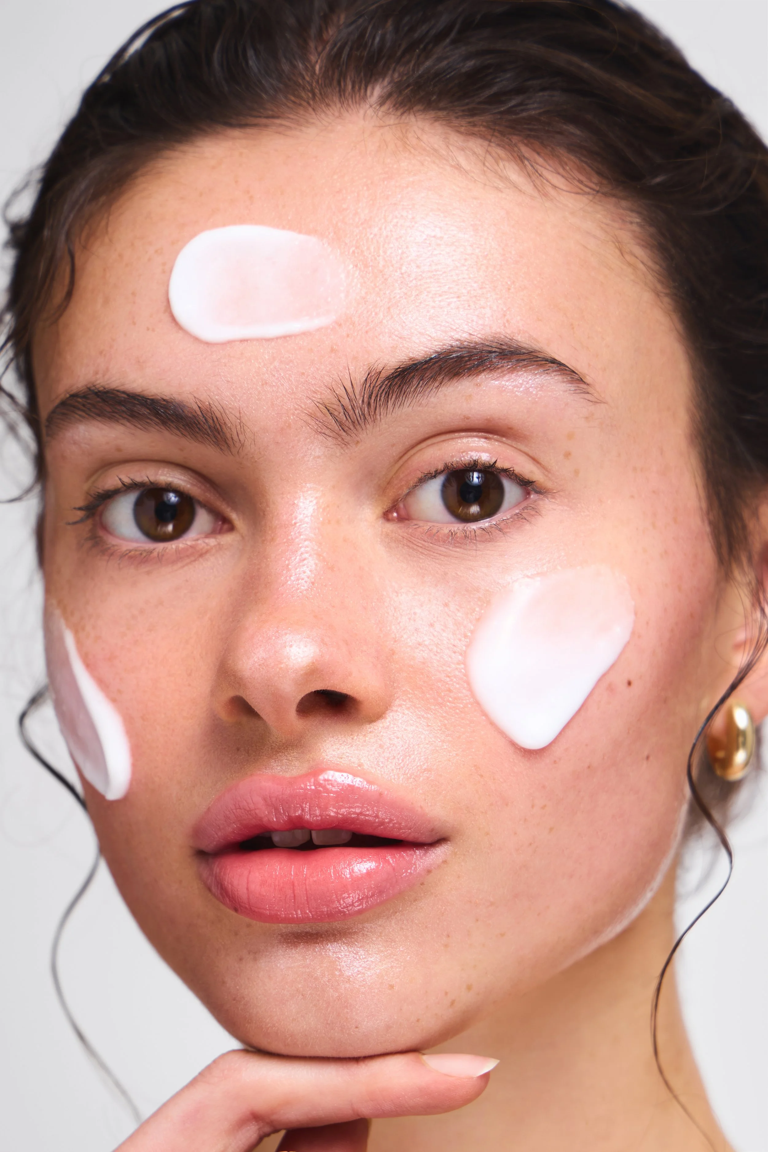 ICONIC MATCHA CLEANSING BALM PDP MODEL 8.jpg