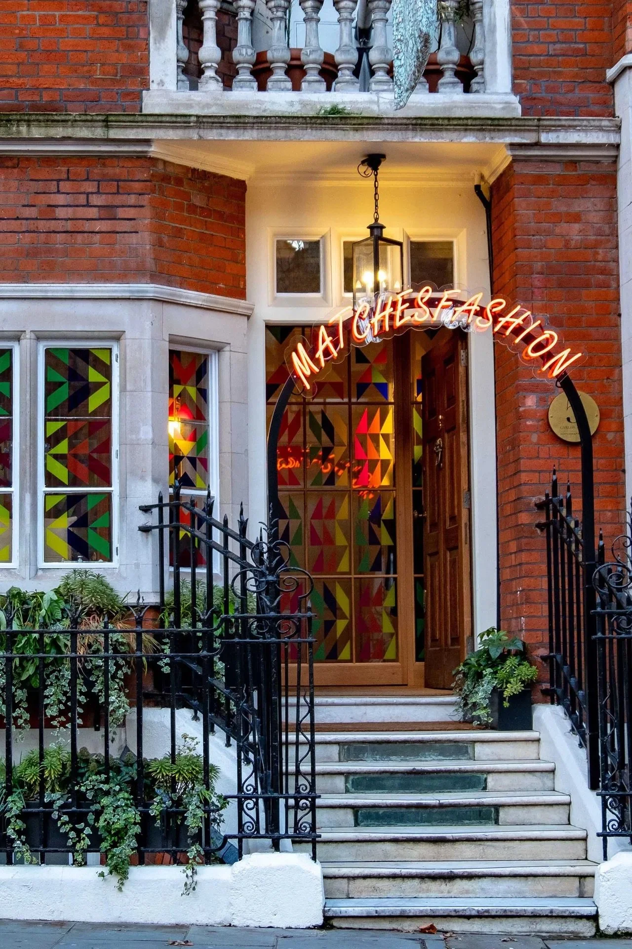 Luxury E-commerce at a Crossroads: The Tipping Point for Multi-Brand Platforms