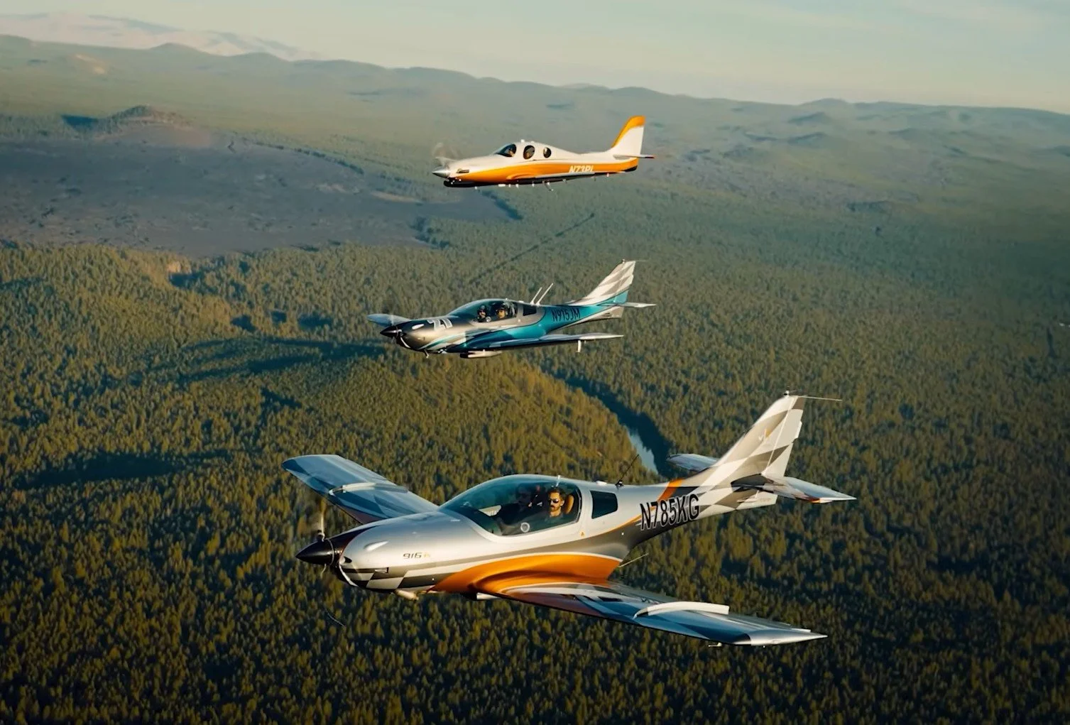 See the VL3 and Evolution at EAA AirVenture Oshkosh