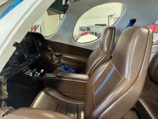 Front Seats.jpg