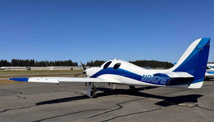 N867ET Left Rear.jpg