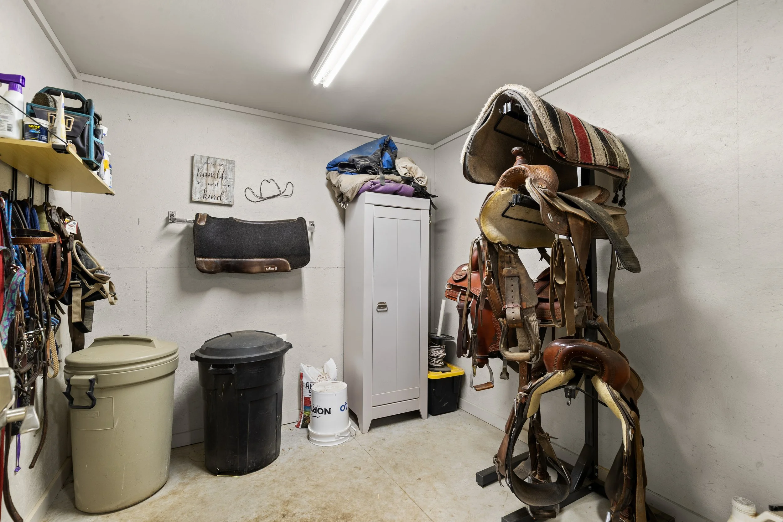 Insulated tack room in the barn