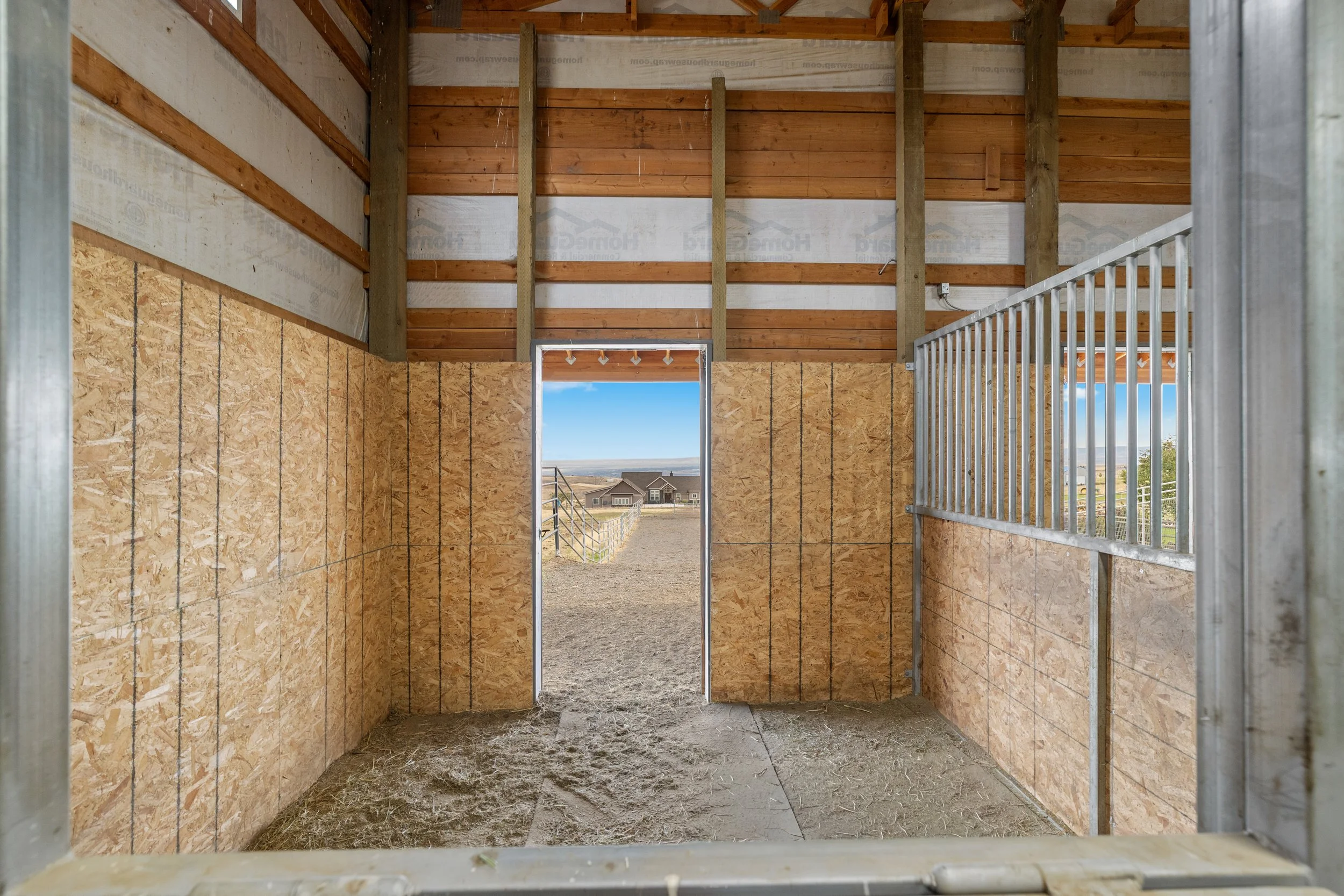 Horse stall with heated, insulated automatic waterer
