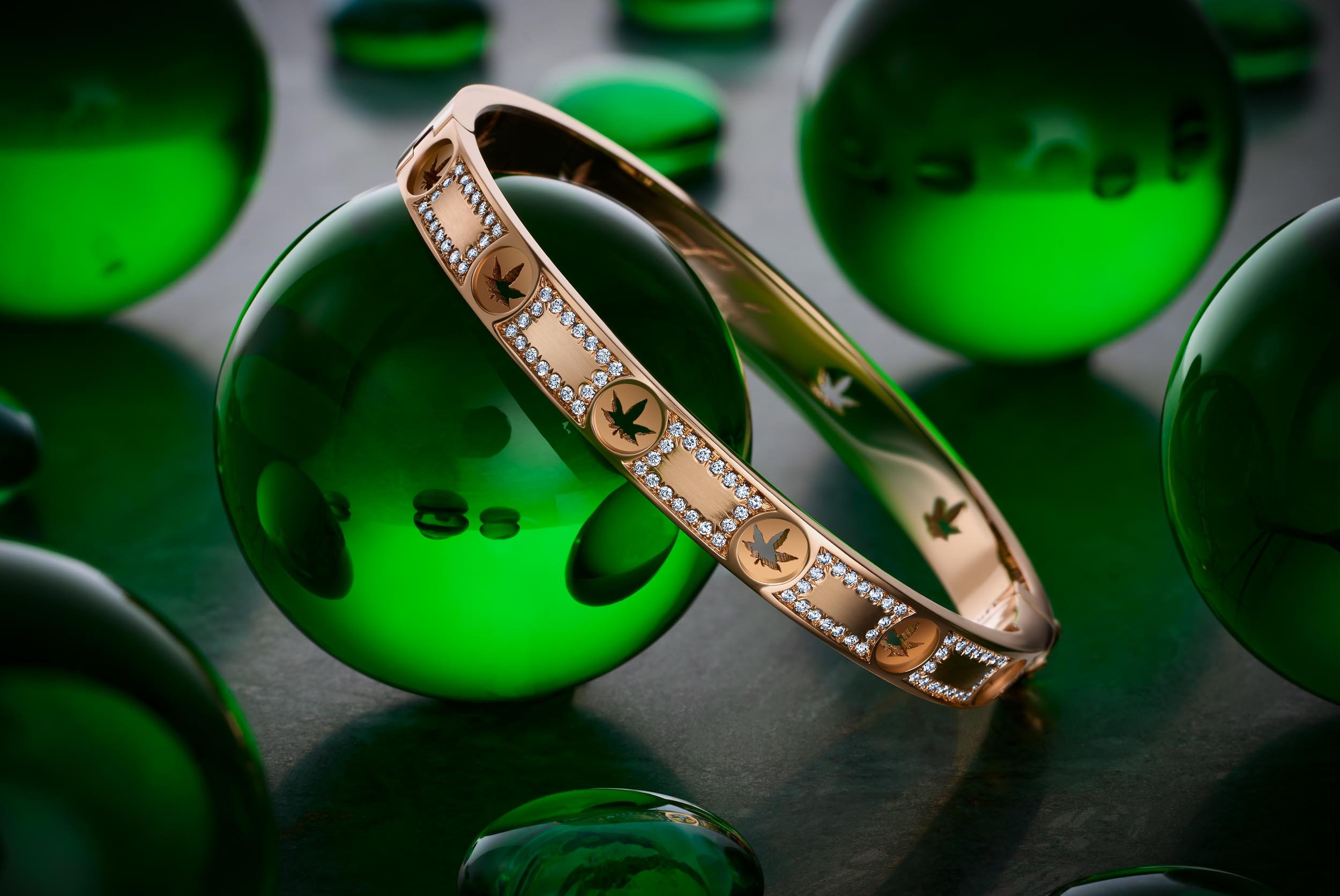 15,900+ Bracelet Wrist Stock Photos, Pictures & Royalty-Free Images -  iStock | Diamond bracelet wrist, Bracelet wrist woman