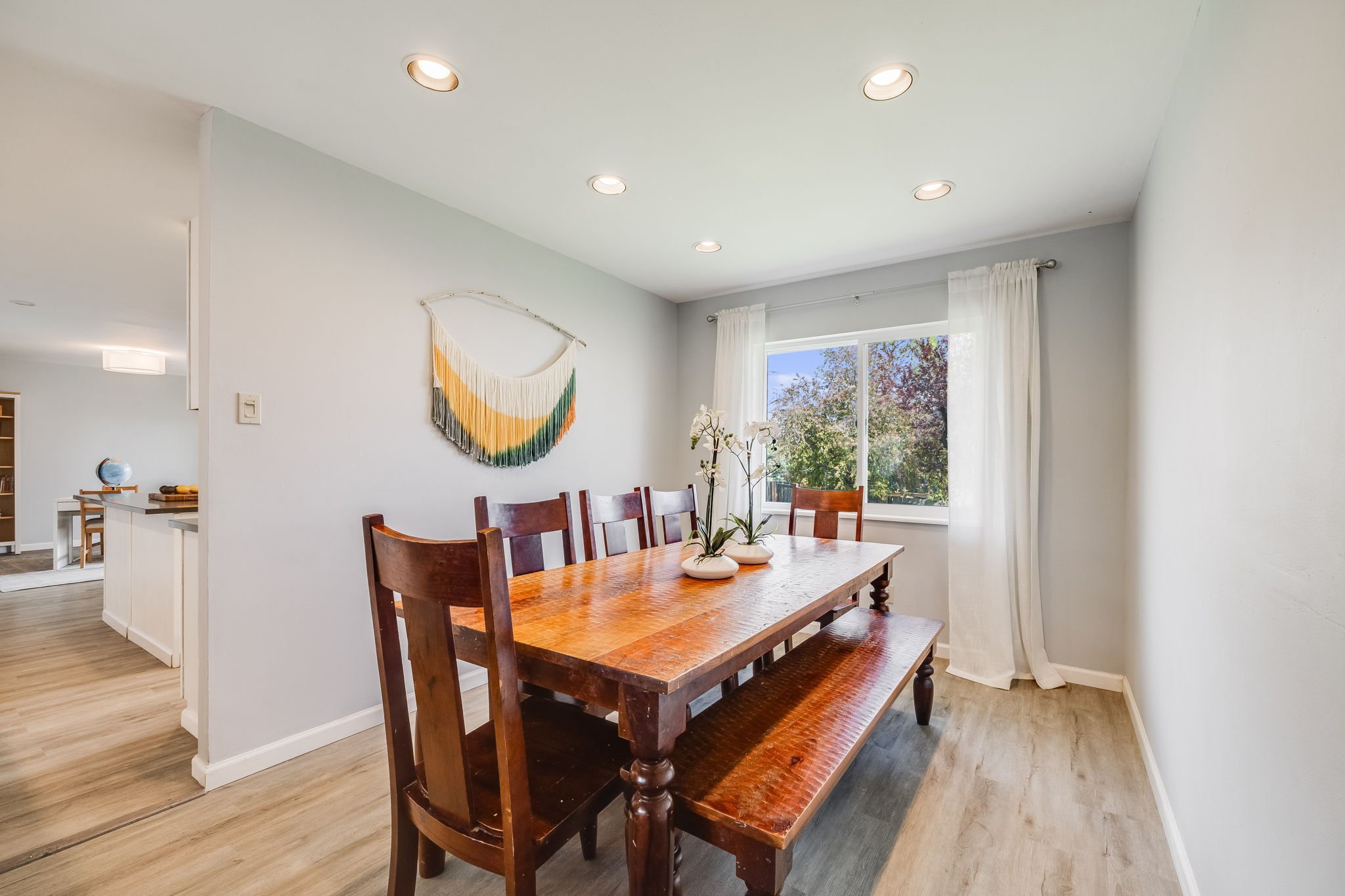 8-web-or-mls-13367-w-montana-pl.jpg