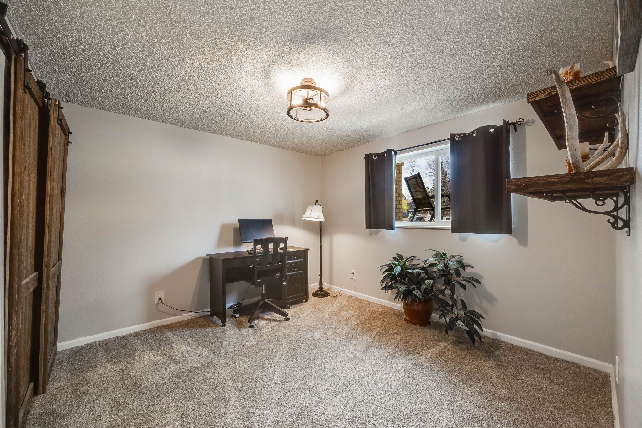 29-web-or-mls-13654-omega-cir.jpg