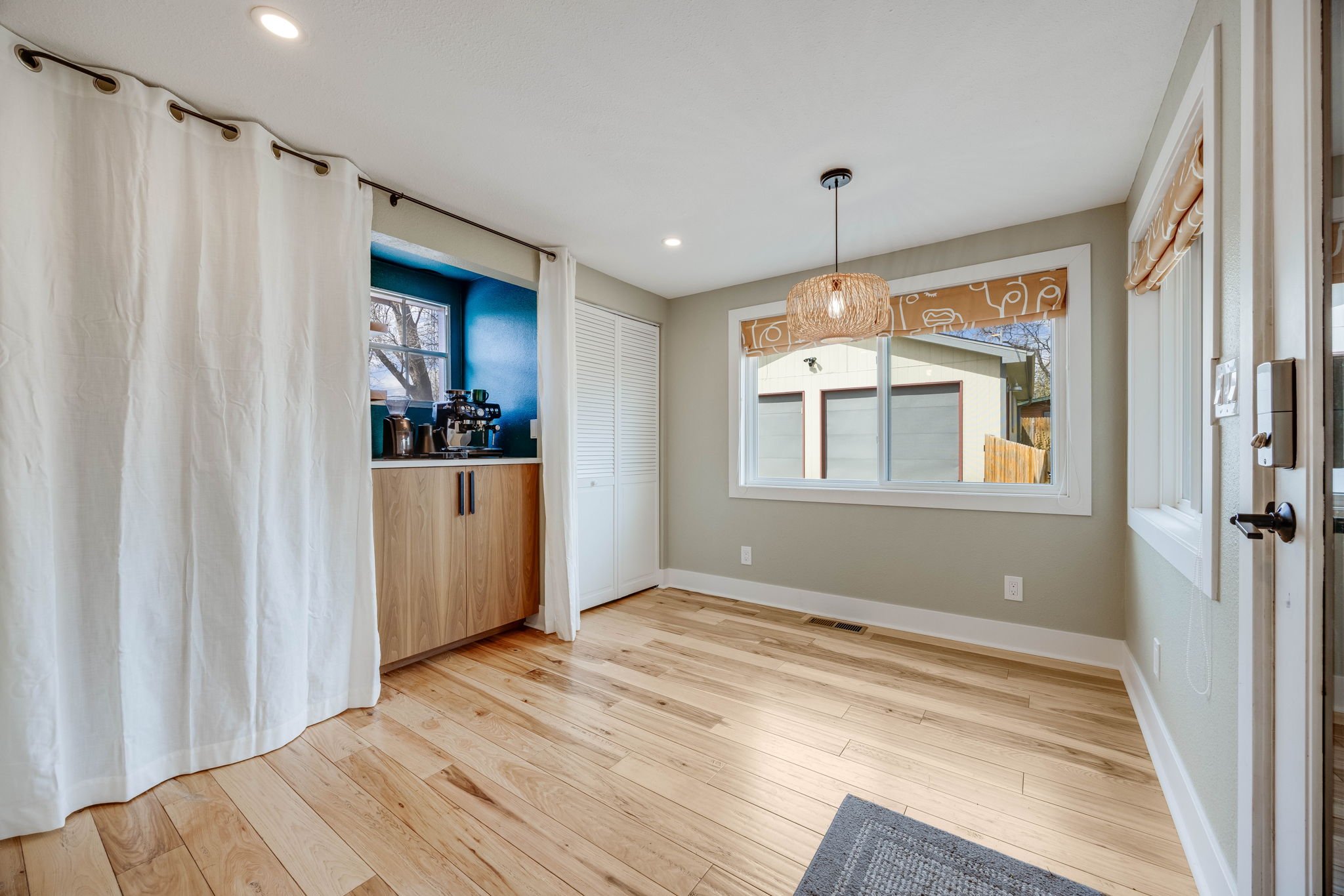 12-web-or-mls-1055-quartz-st.jpg