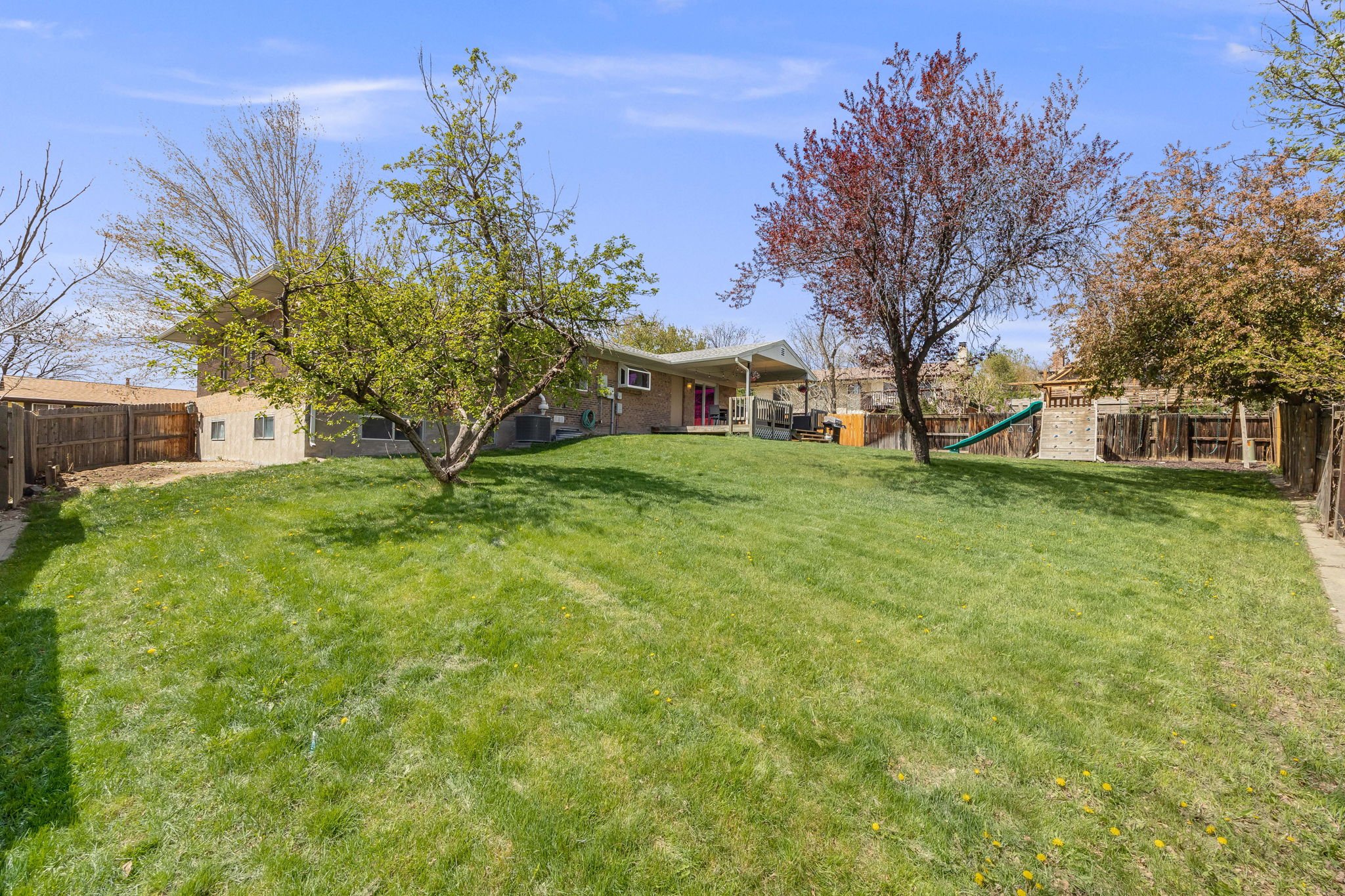 27-web-or-mls-13367-w-montana-pl.jpg
