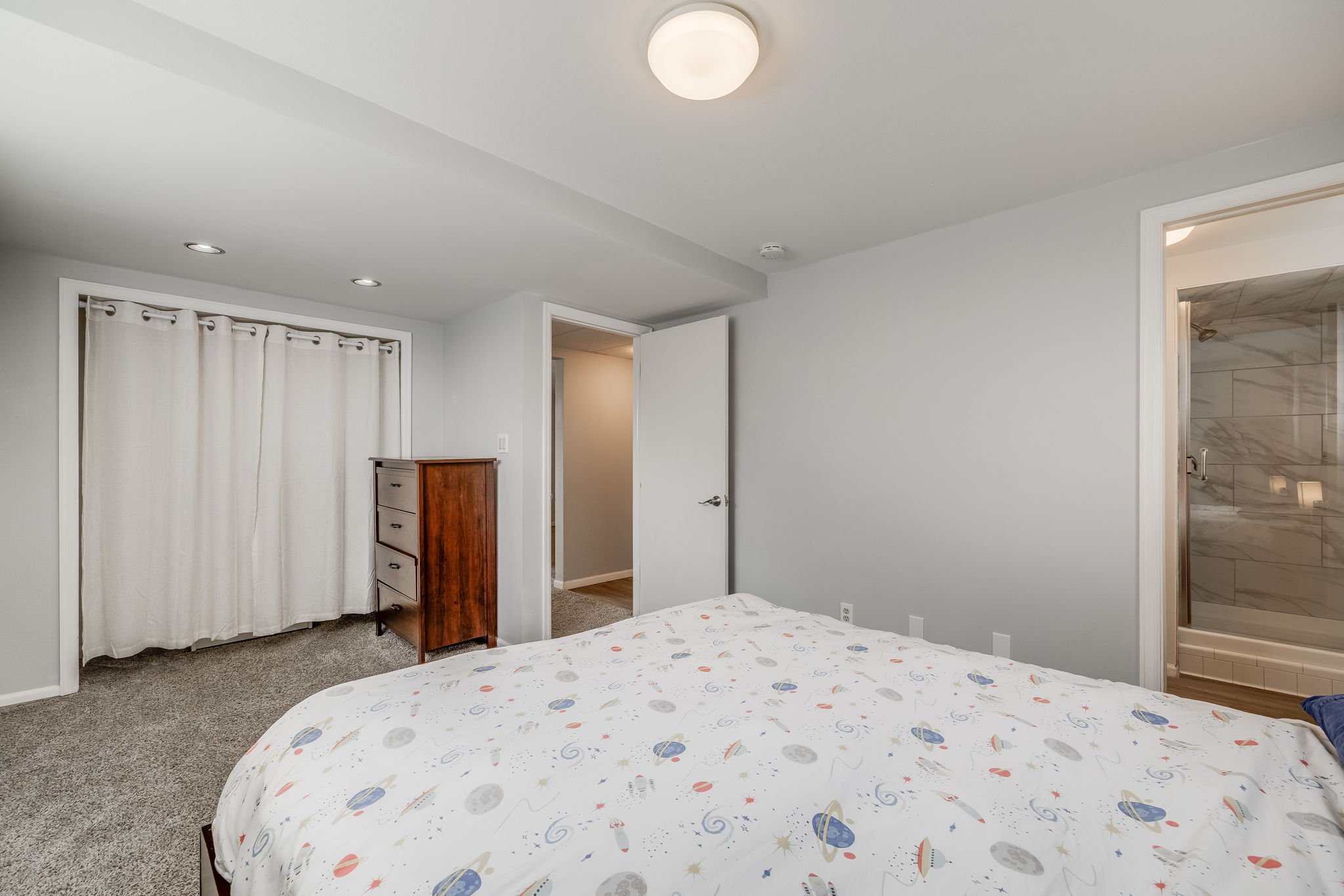 37-web-or-mls-13367-w-montana-pl.jpg