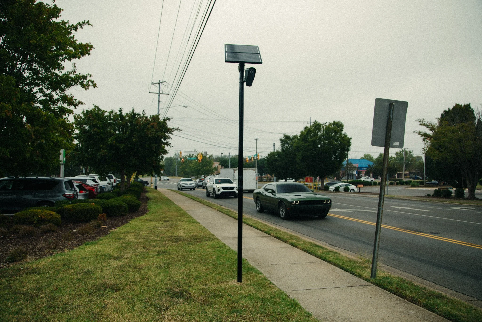 Camera: FLK-MUR-005
Location: St Andrews Dr. & Old Fort Parkway
GPS: 35°50'40.2"N 86°26'41.3"W
Direction: 160°
Captured: 9/23/2026
Notes: Facing SSE toward St Andrews Dr
