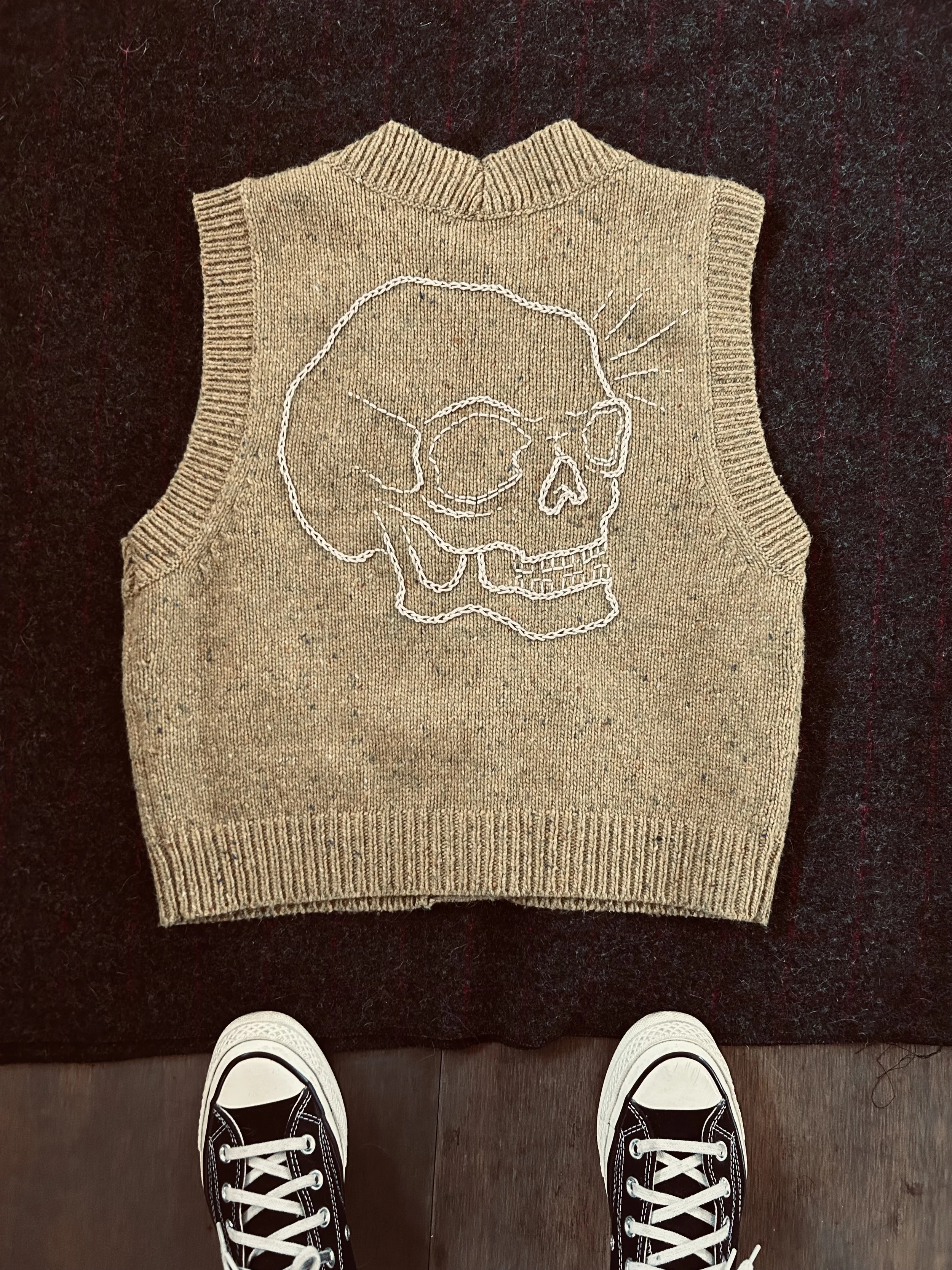 skull_vest_adj.jpg