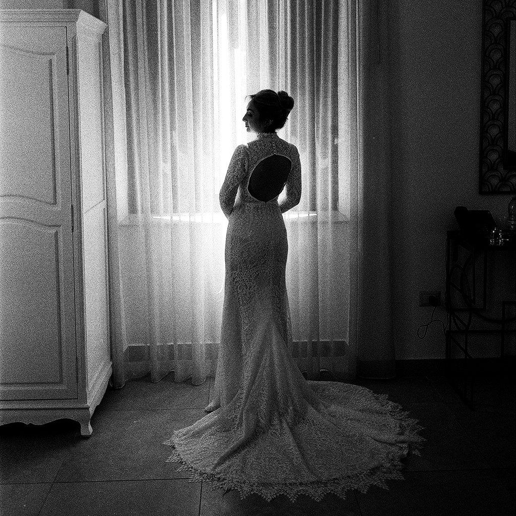 Why Film Photography for Your Wedding Is So Special | The Timeless Charm of Analog