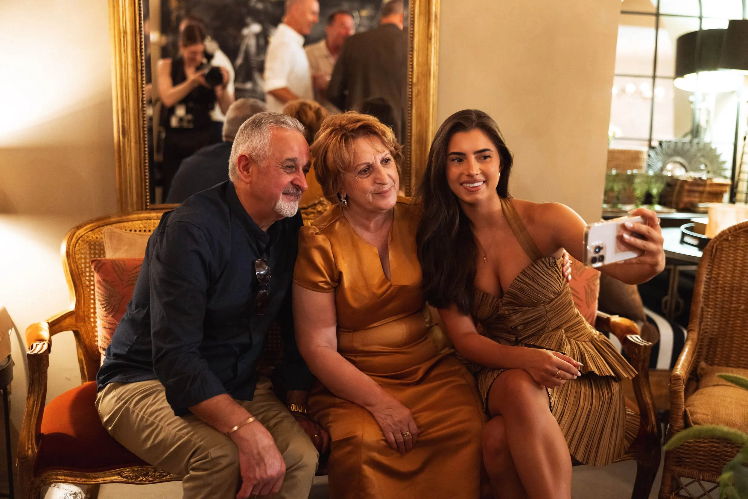 Robert&Betty-SneakPeek-19.jpg