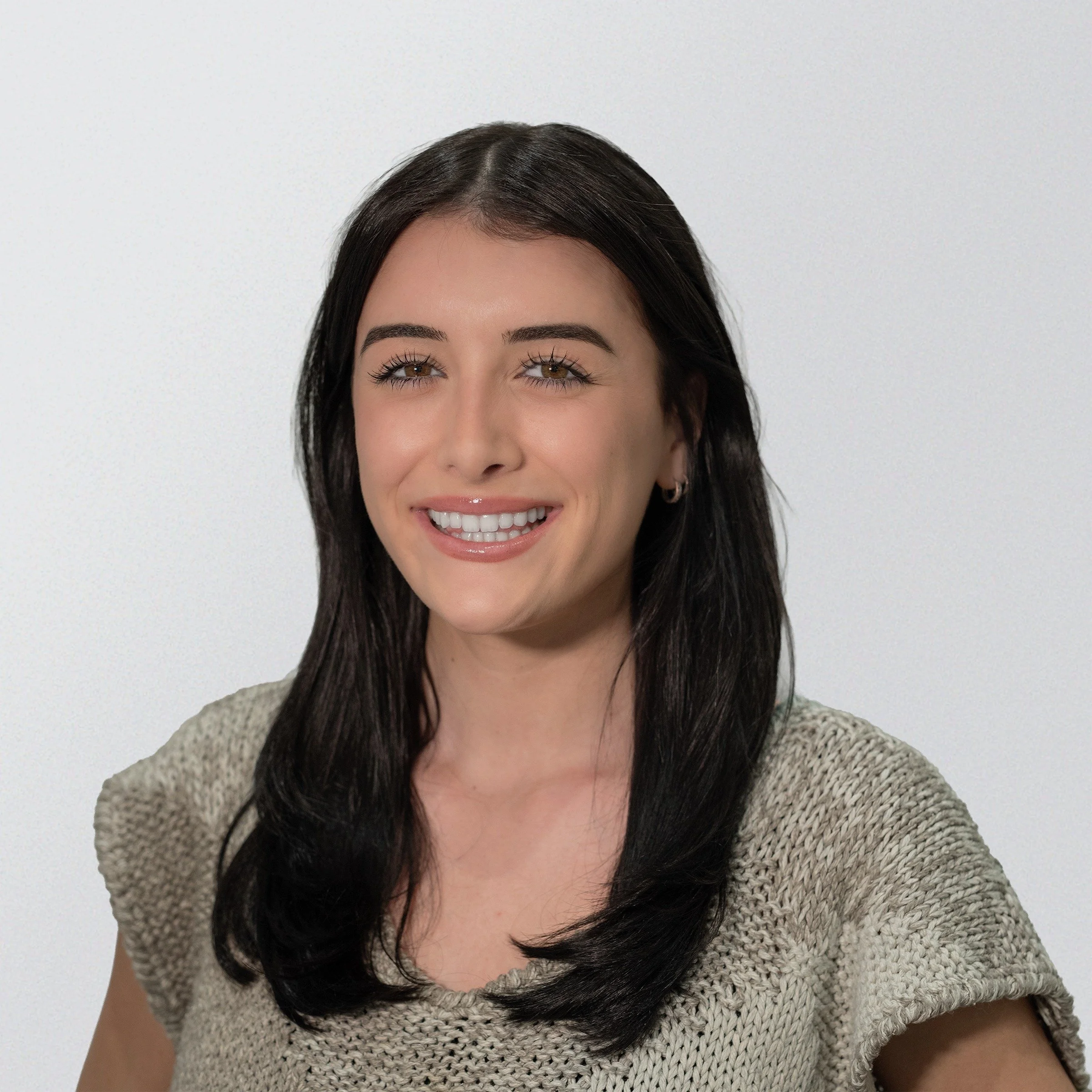 Anna Caragio, DIGITAL MARKETING ANALYST