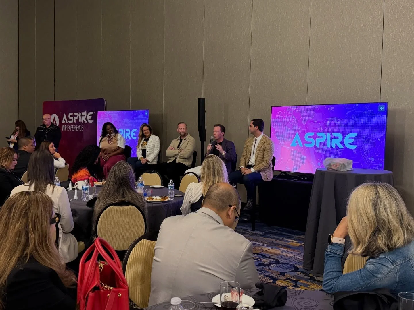 Thank you @aspiretour  for amazing speakers, amazing food, supportive community, @kevinolearytv , @sharktankabc team, so many others. @aspiretour is amazing community focused on branding growth strategies so important in today&rsquo;s world of intern