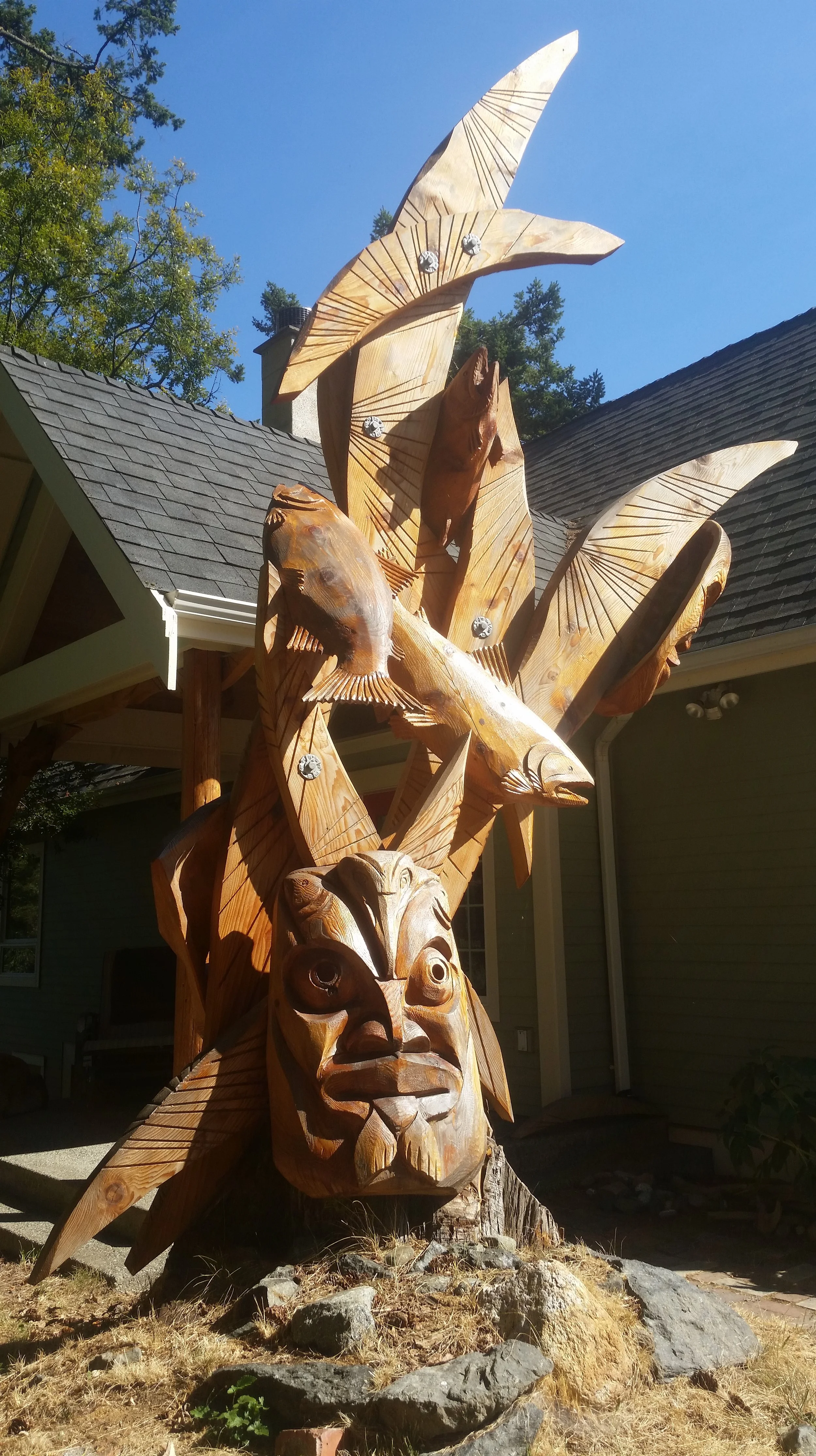 Abstract Salmon Run Chainsaw Tree Stump Sculpture Tomas Vrba