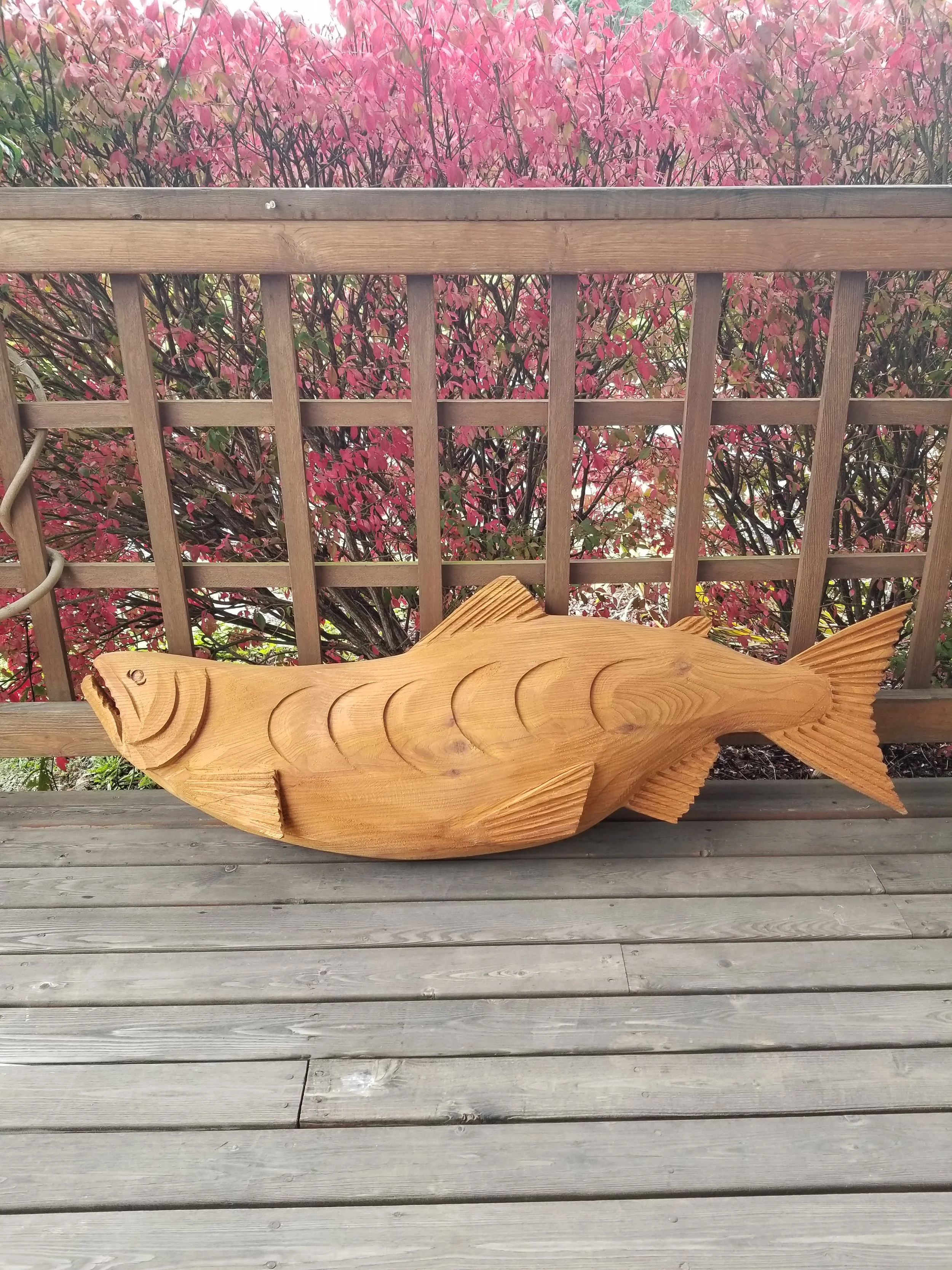 Cedar salmon freestanding sculpture by chainsaw carver Tomas Vrba of Bellingham, WA
