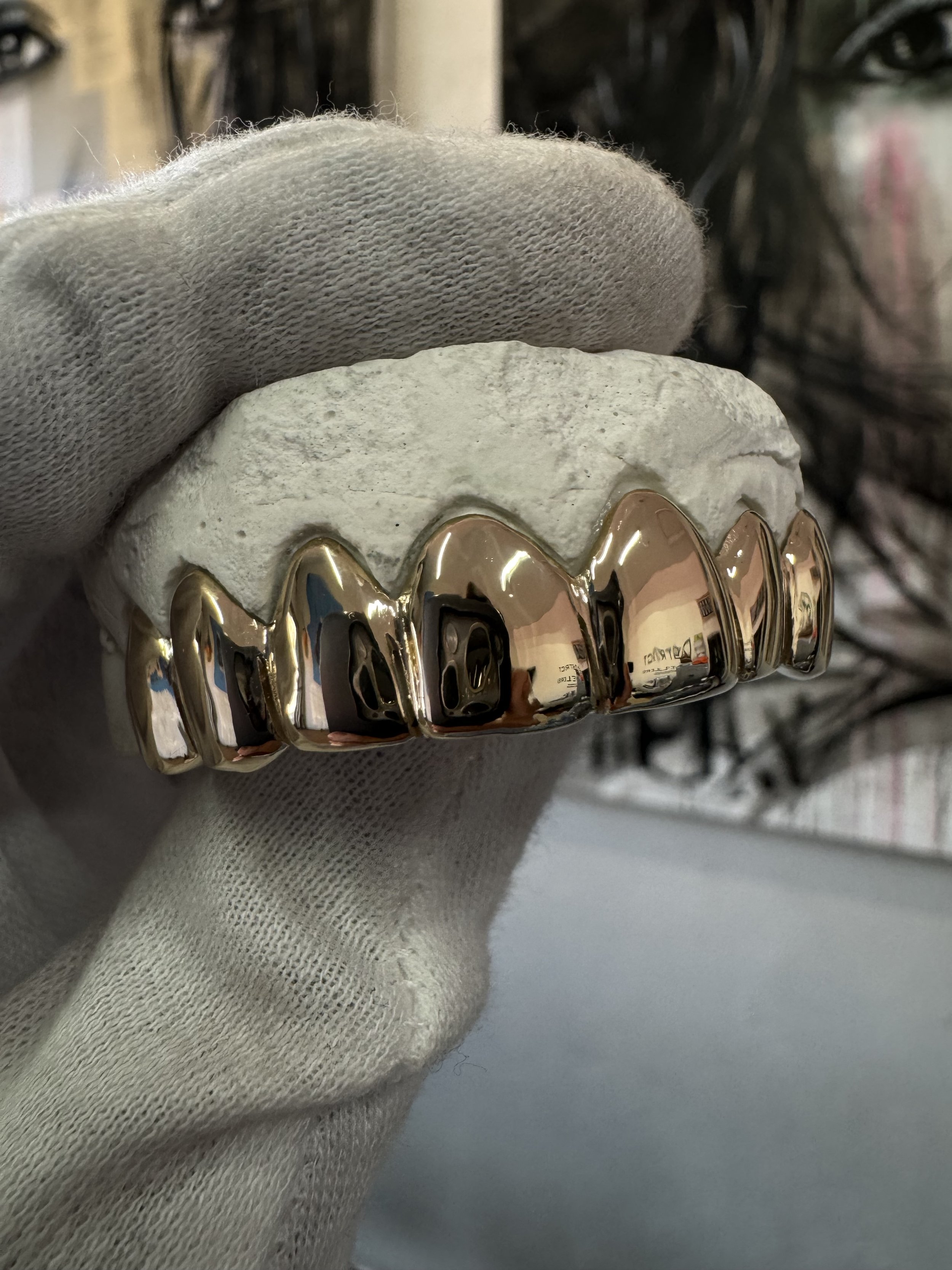 10k Yellow Gold 8 Top Light Perm Cut