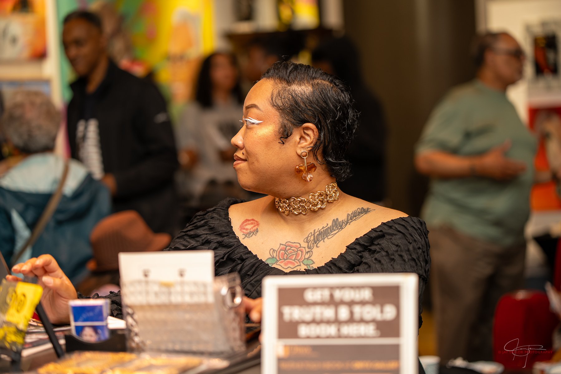 Live Painting, Jewelry Demo, Digital Photo Demo