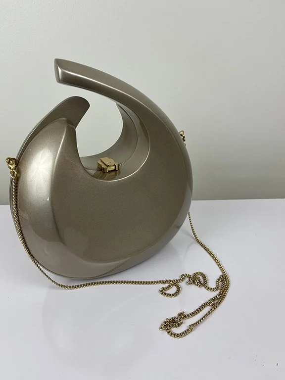 Cairo Champ Side View Chain.jpg