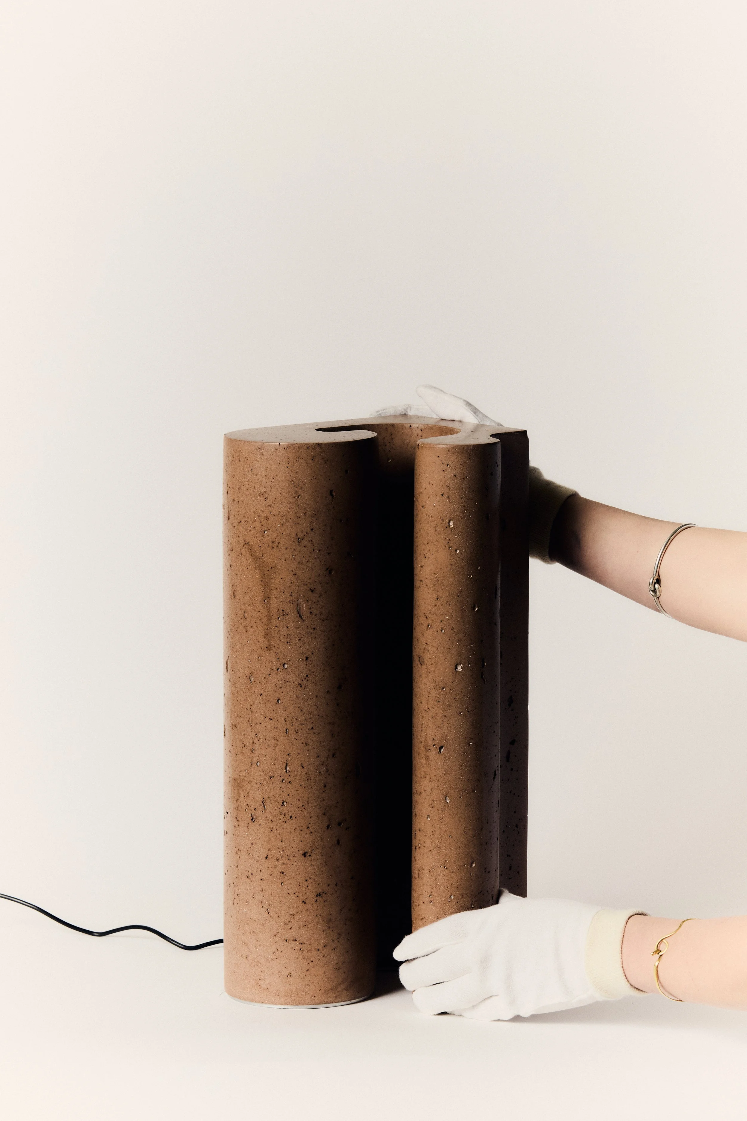 Studio Ceravolo&Jordan Fleming-Cavetto Table Lamp-Blush-05_Matthew_McQuiggan.jpg