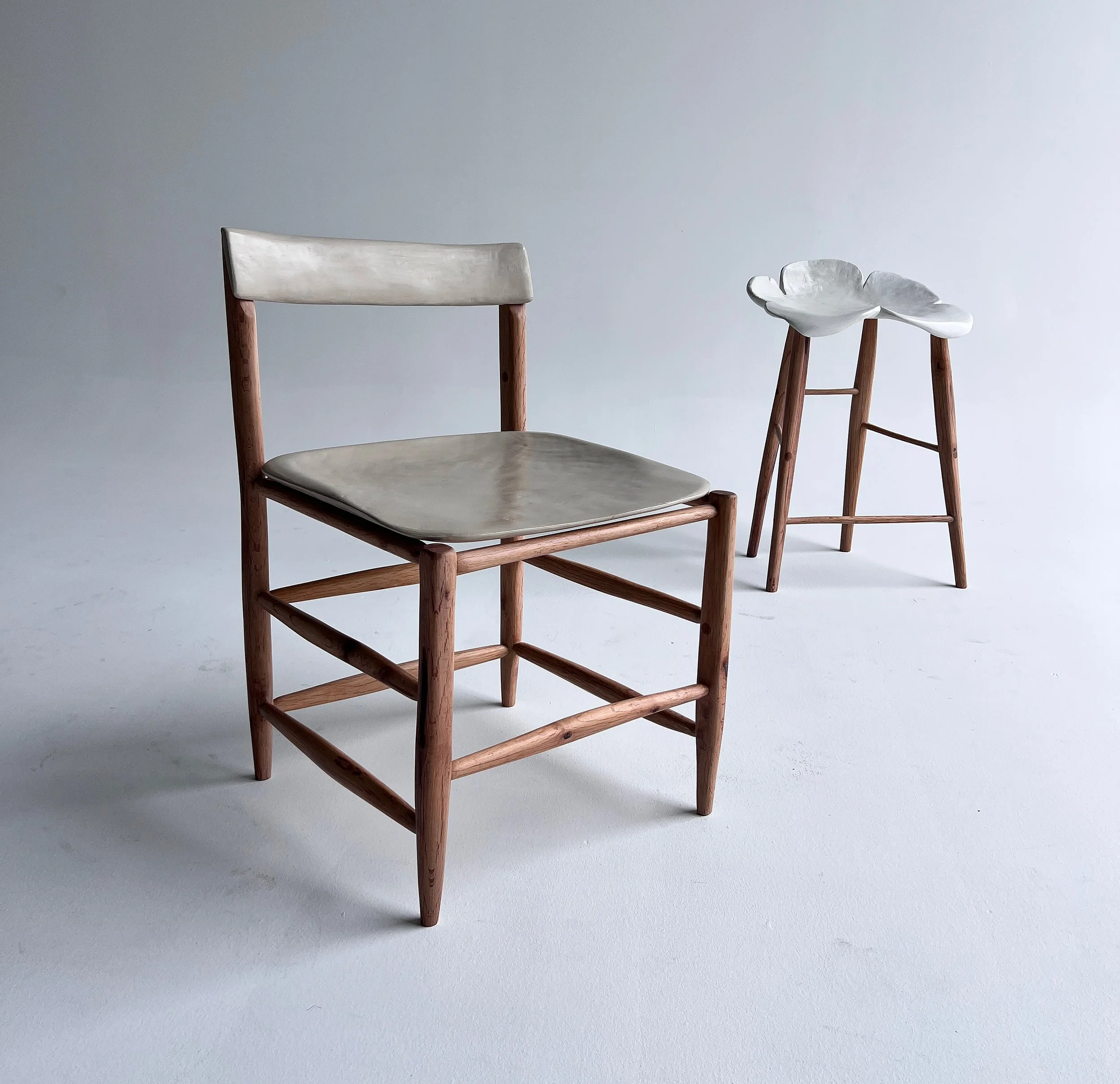 Chair in front + white flower_.jpg