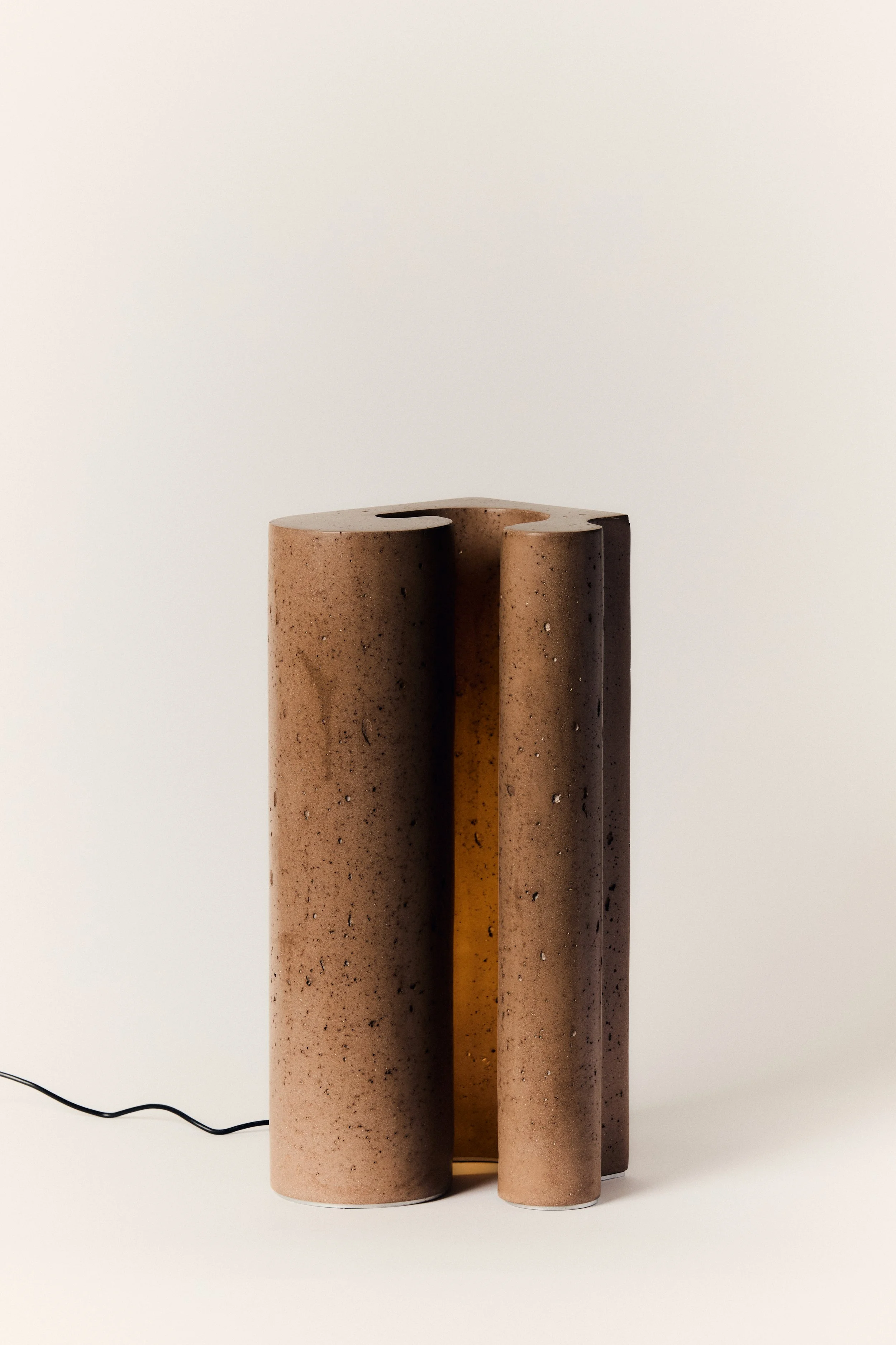 Studio Ceravolo&Jordan Fleming-Cavetto Table Lamp-Blush-03_Matthew_McQuiggan.jpg