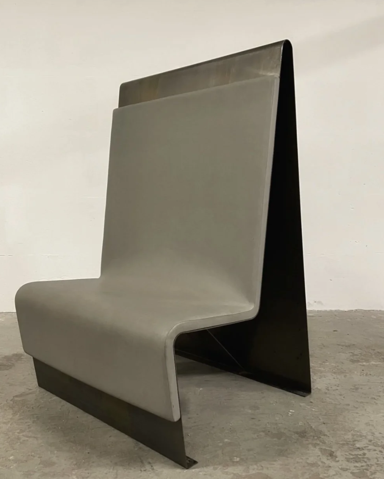 STEEL POSTER BENCH from Lot Particulier