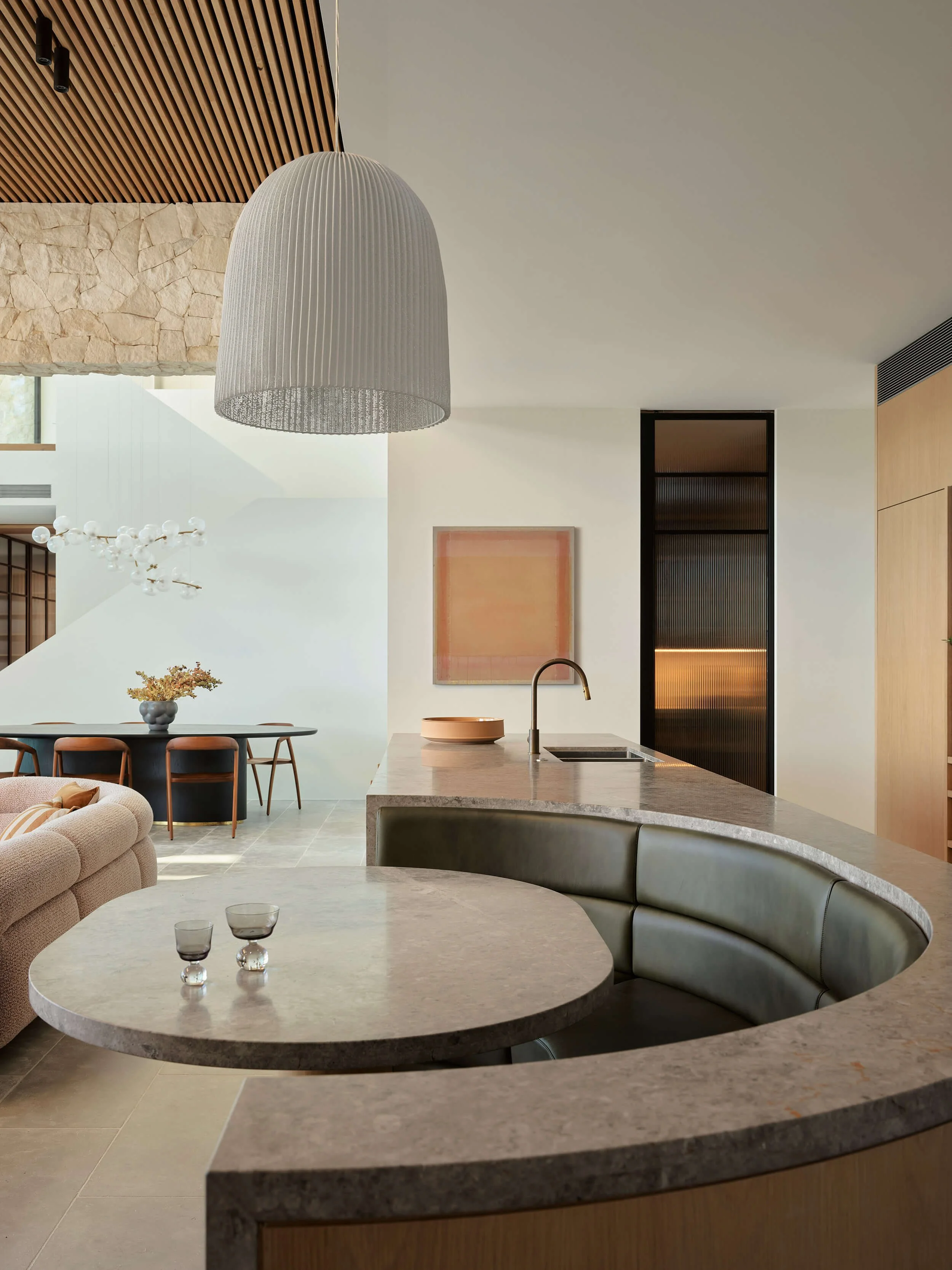 RIVERVIEW HOUSE — CM STUDIO — Claire Delmar