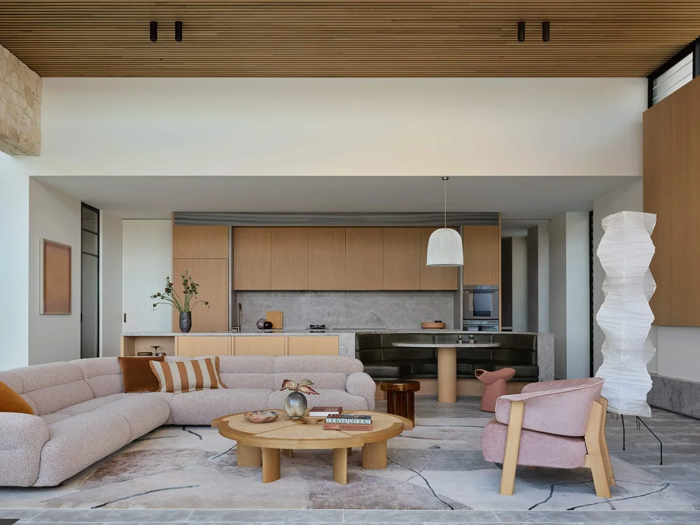 RIVERVIEW HOUSE — CM STUDIO — Claire Delmar