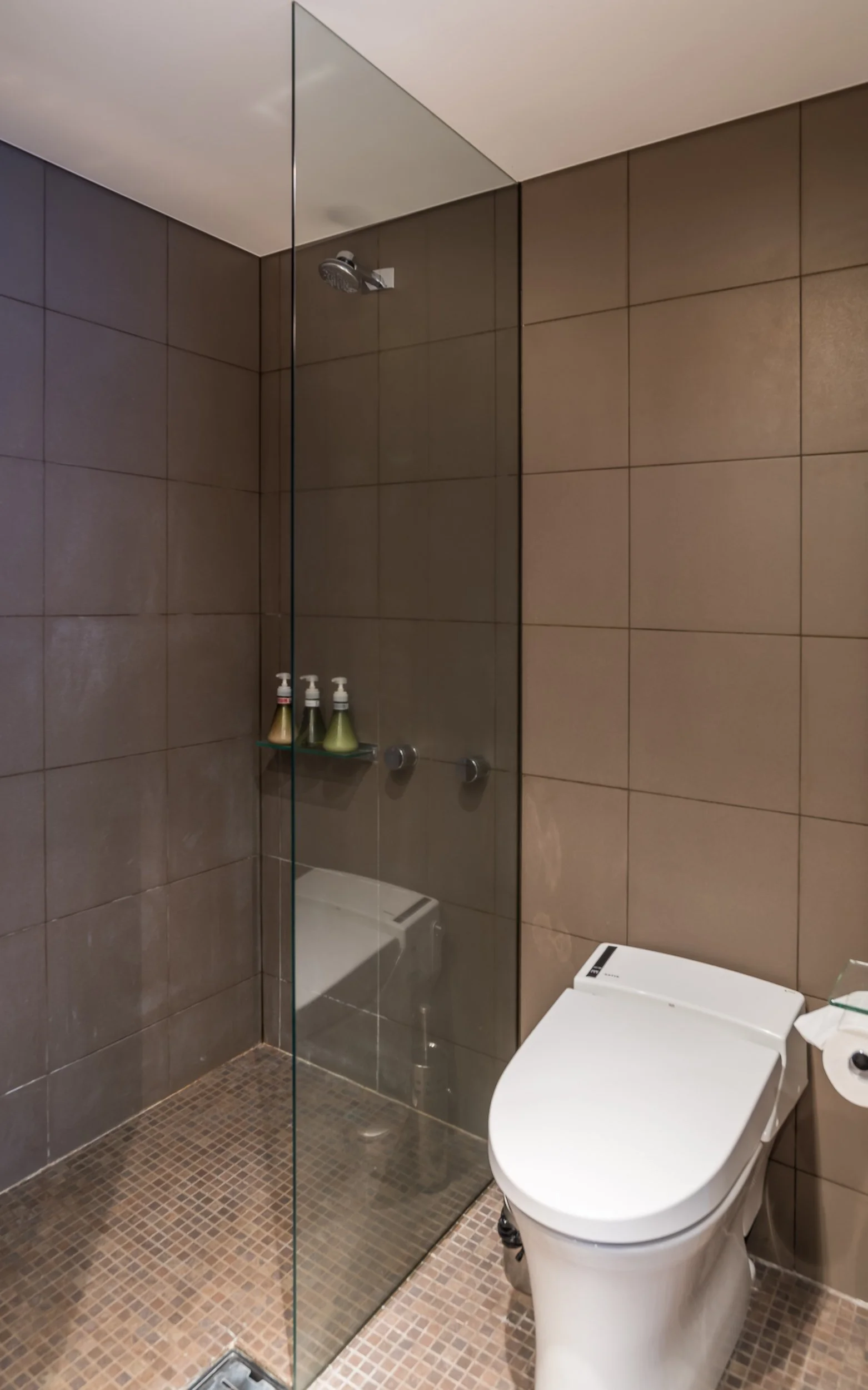 SET_06_Superior Studio.jpg