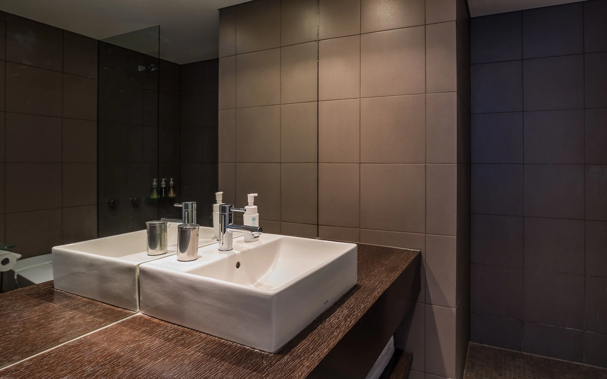 SET_07_Superior Studio.jpg