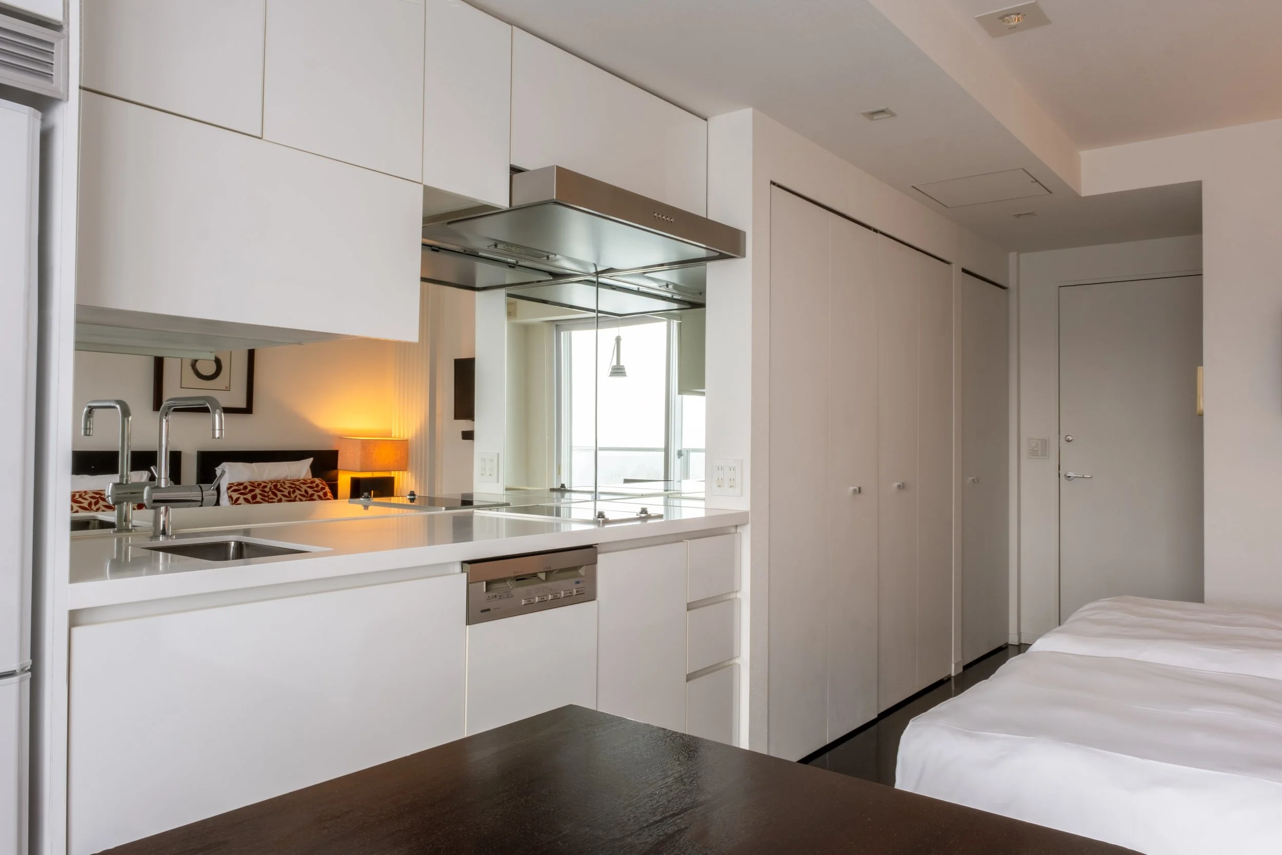 SET_04_Penthouse Studio.jpg