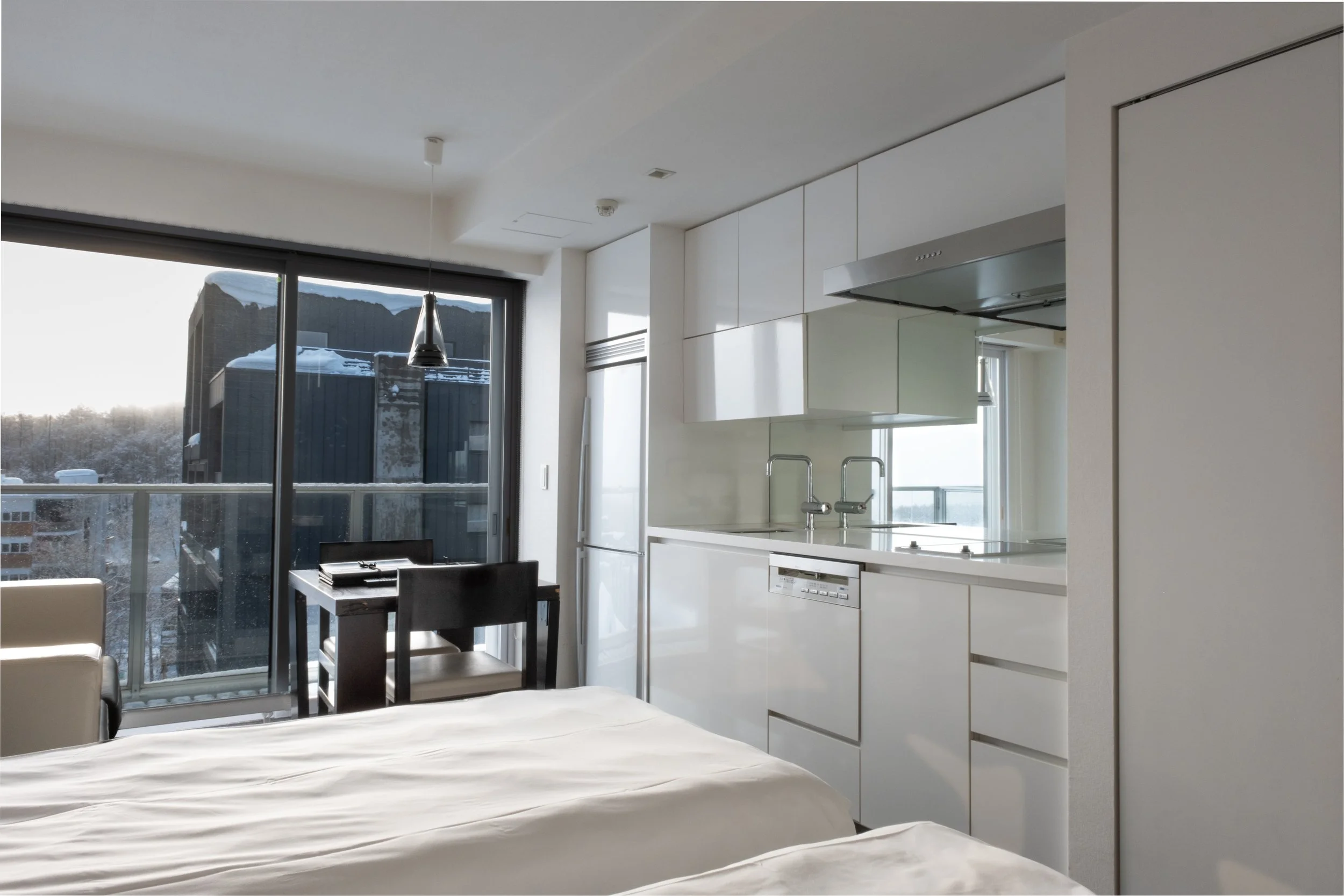 SET_03_Penthouse Studio.jpg