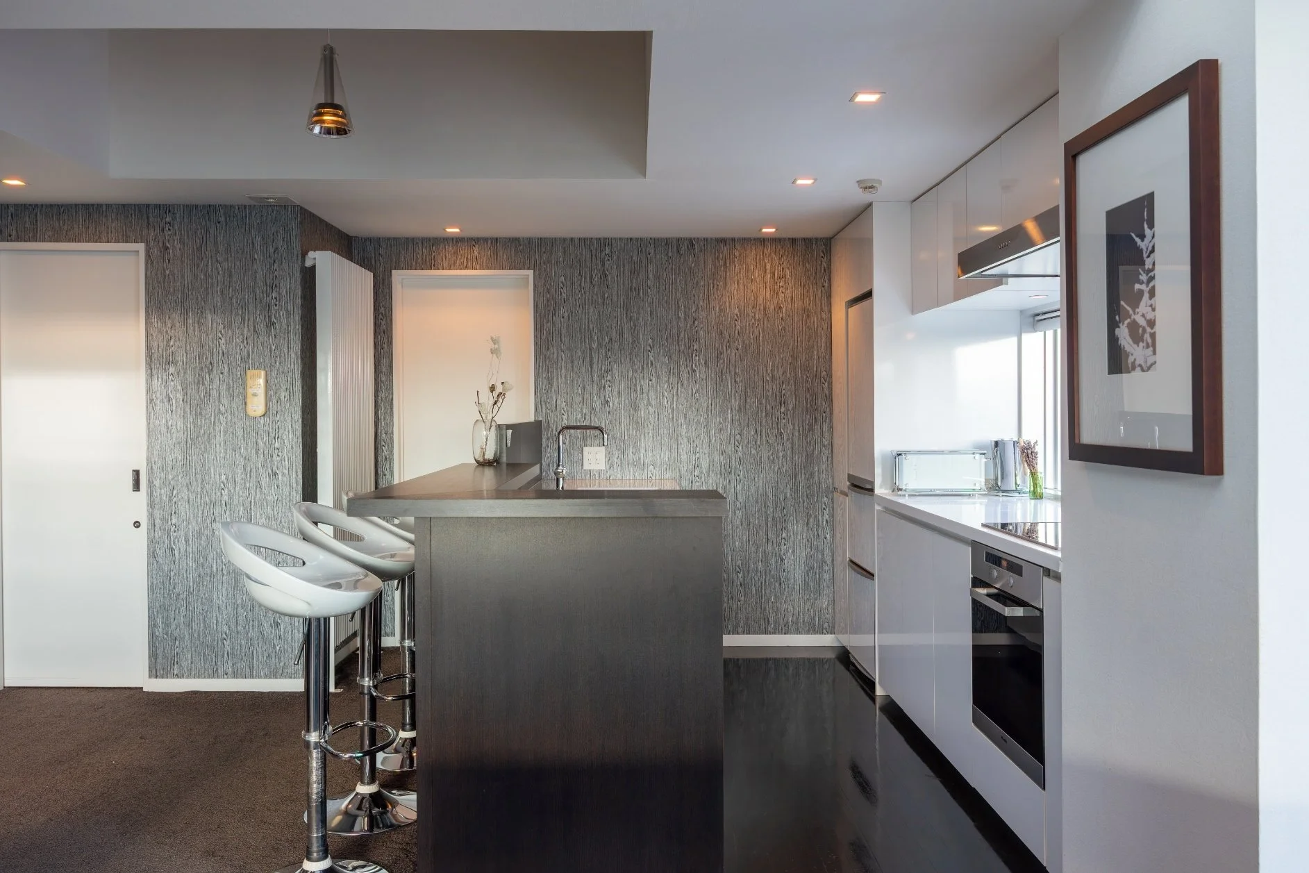 SET_24_3BR Penthouse Suite (502).jpg