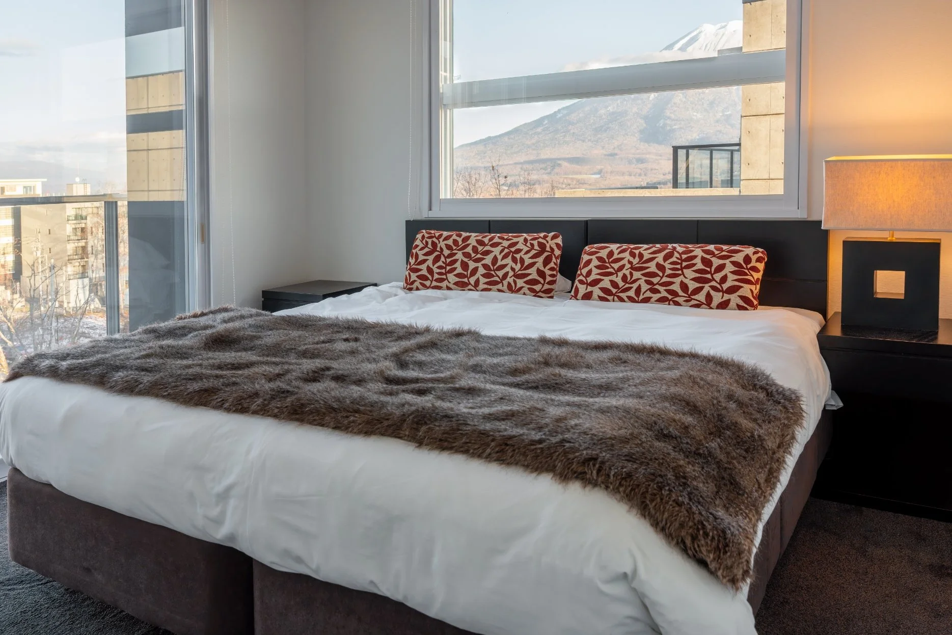 SET_41_3BR Penthouse Suite (502).jpg