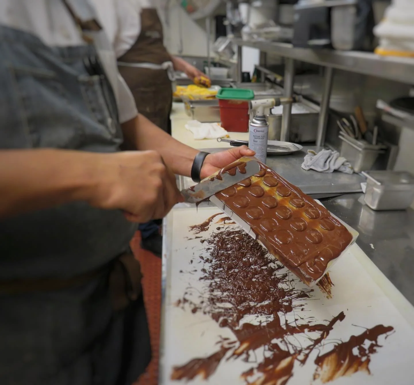 Behind the scenes with Chef, turning simple cacao into something truly delicious.
#tahoecity #christyhill