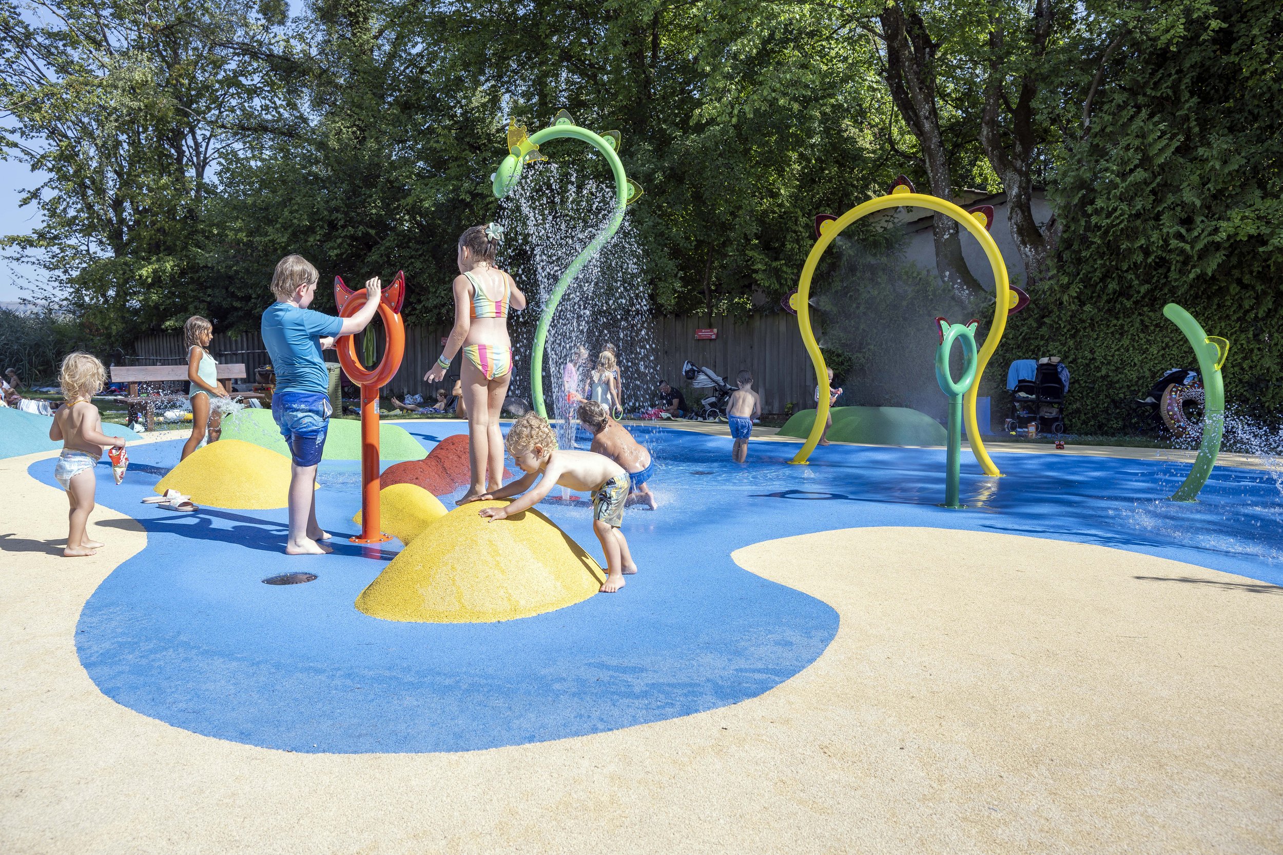 Strandbad Huenenberg-9215ret-c-RegineGiesecke.jpg