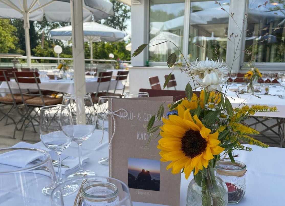 Aaria Catering on tour - Hochzeits Grillbuffet  in unserem Restaurant Fischermatte in Wangen an der Aare 🥂

#aaria #catering #grillbuffet #hochzeit #olten #bestteam #goodvibes #summer