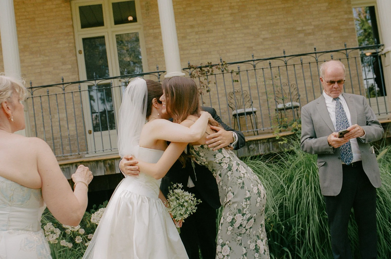 Paige + Cory Previews-157.jpg