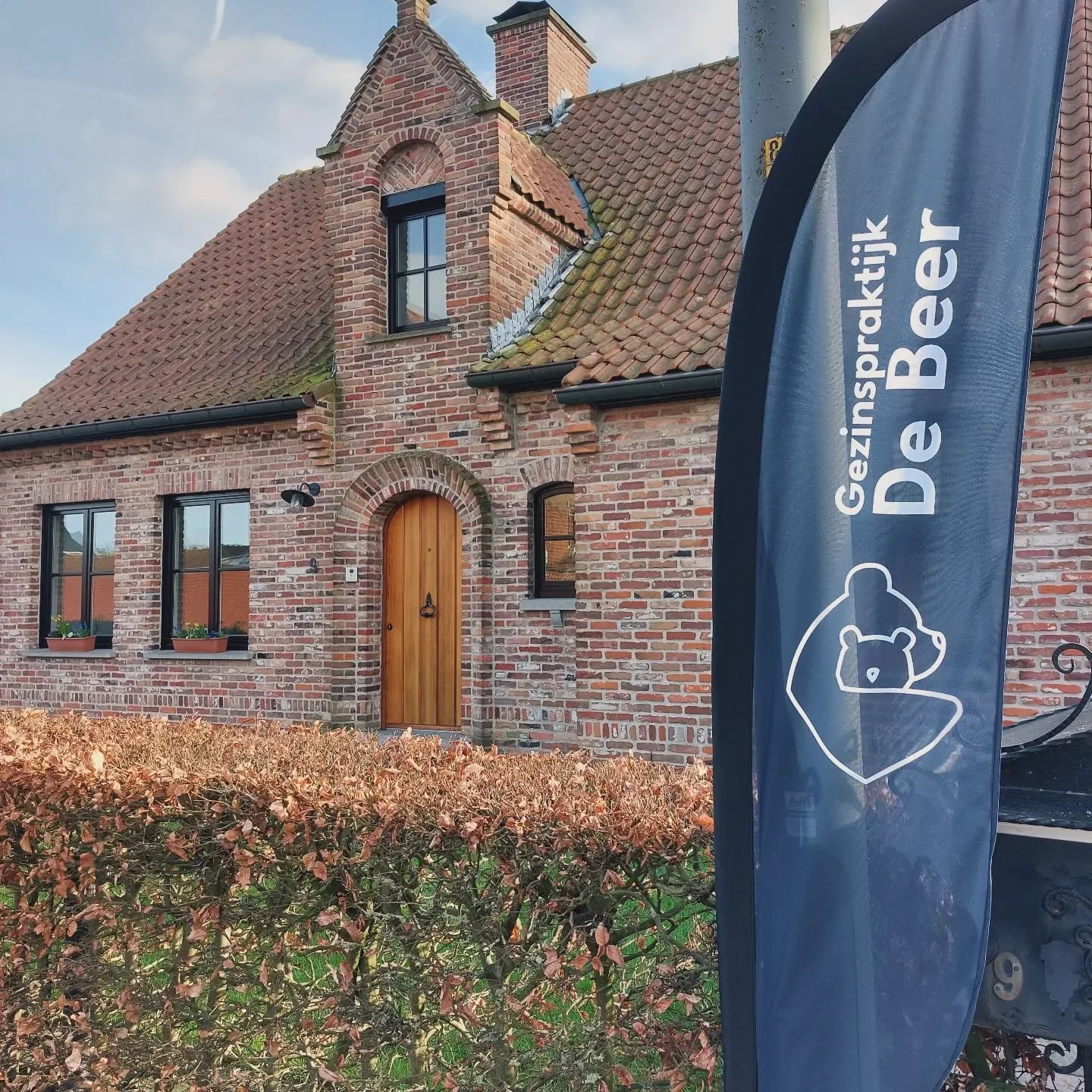 🌟 Heb je mijn nieuwe vlag al gezien? 😍
👨&zwj;👩&zwj;👧&zwj;👦 Boek vandaag nog een gratis kennismakingsgesprek op de website en ontdek wat ik voor jou en je gezin kan betekenen 💬🐾
#gezinscoach #kindercoach #opvoedingsondersteuning #Gezinspraktij