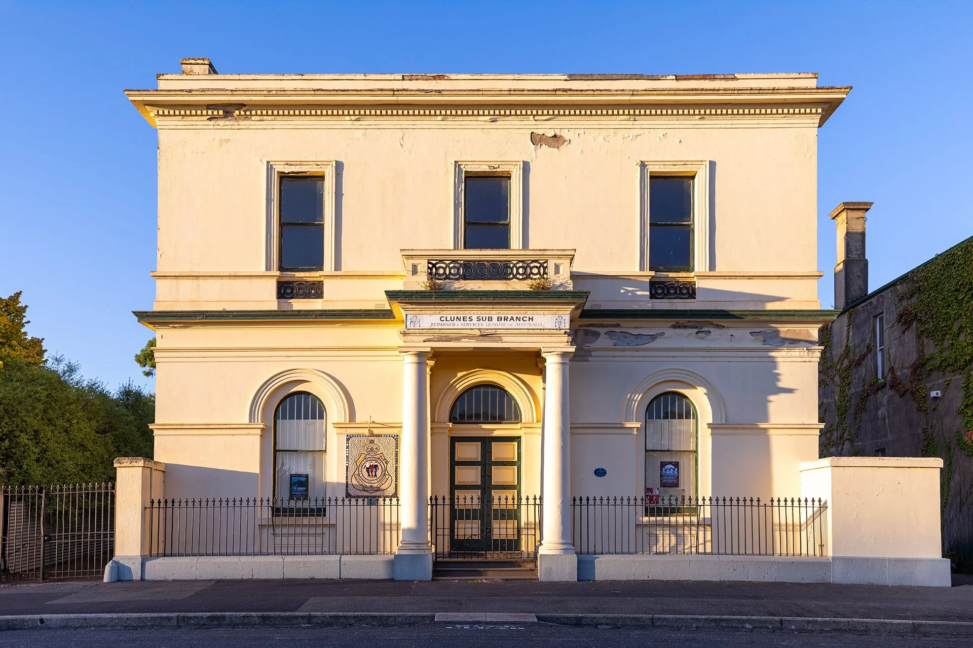 Former London Chartered Bank, now home to the Clunes RSL, on Fraser Street in Clunes, Victoria.