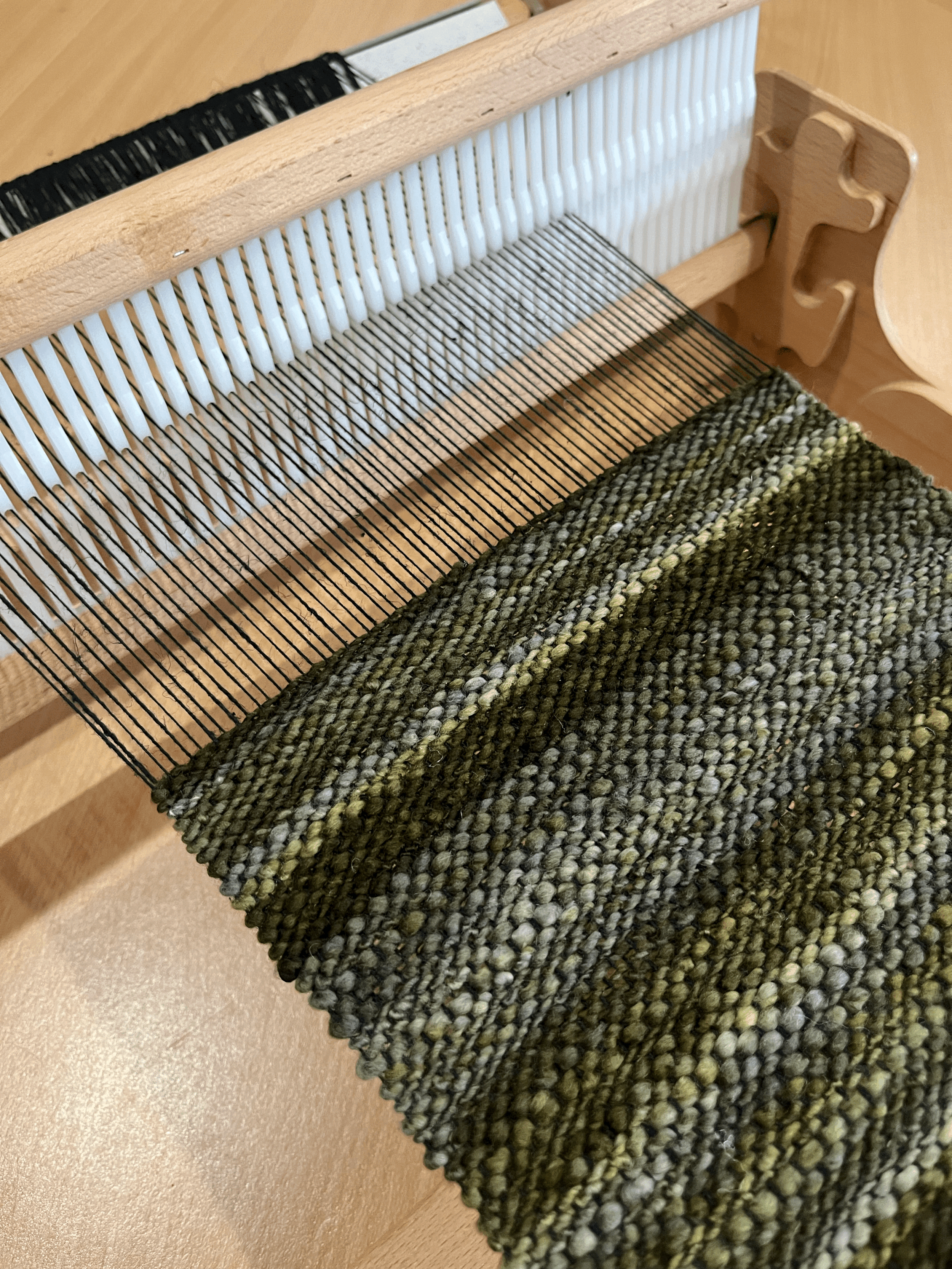 Beginners Rigid Heddle Weaving - 07 November