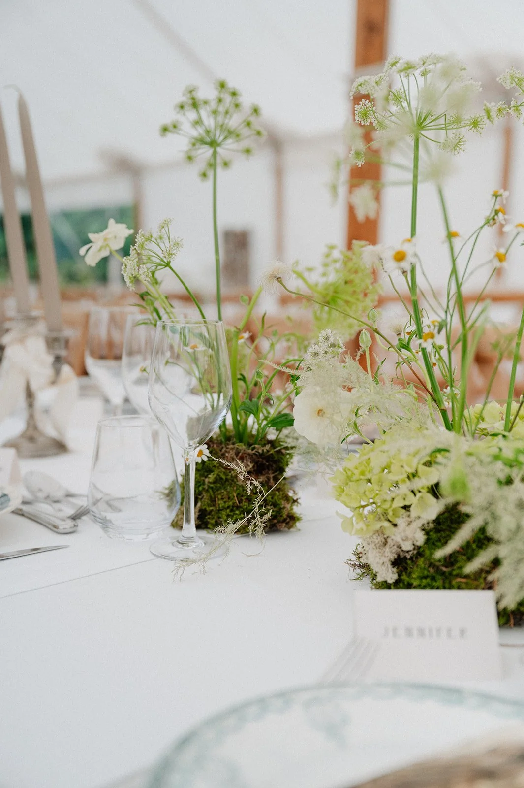  Centre de table de mariage en fleurs naturelles 