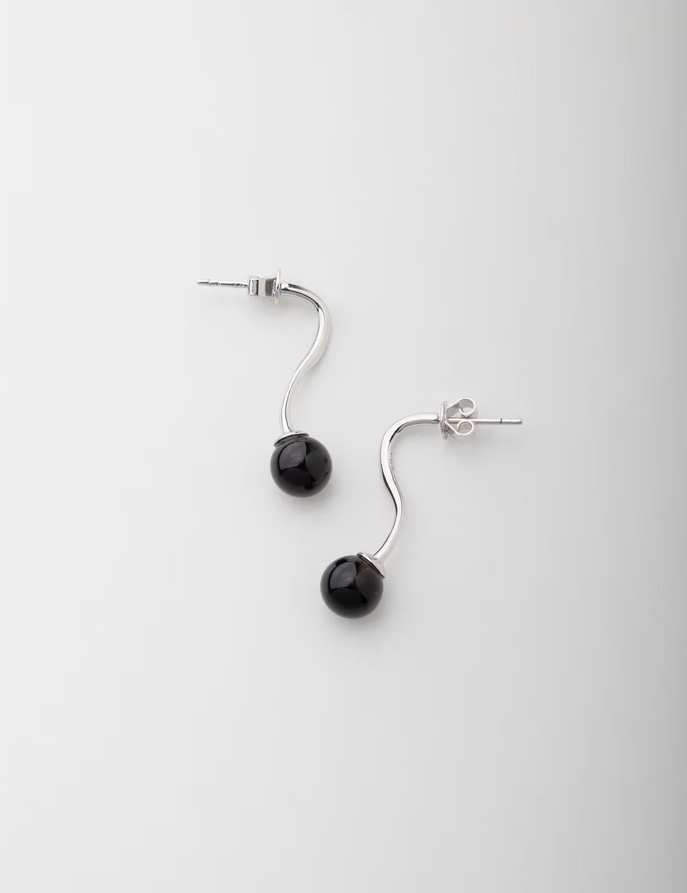 Pearl Front Earrings M